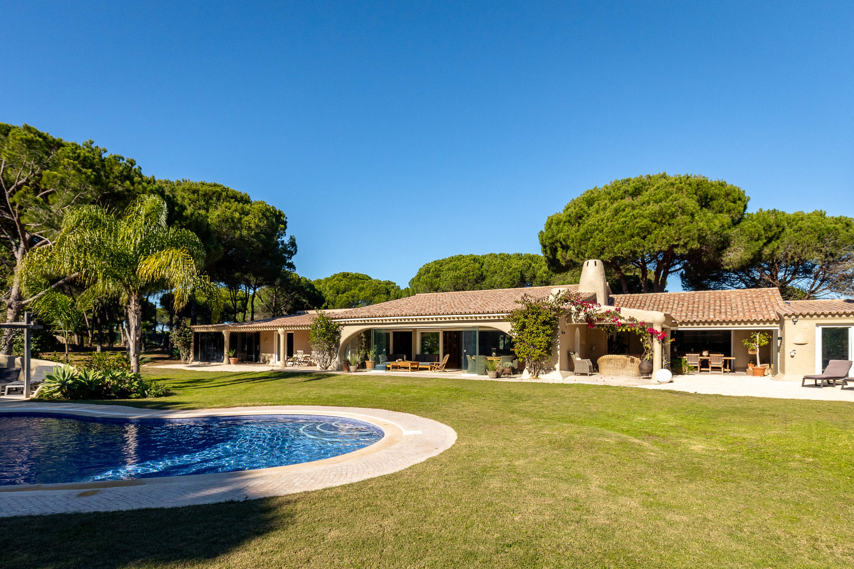 Casa Favorita, 4 bedroom villa in Vale do Lobo, Algarve