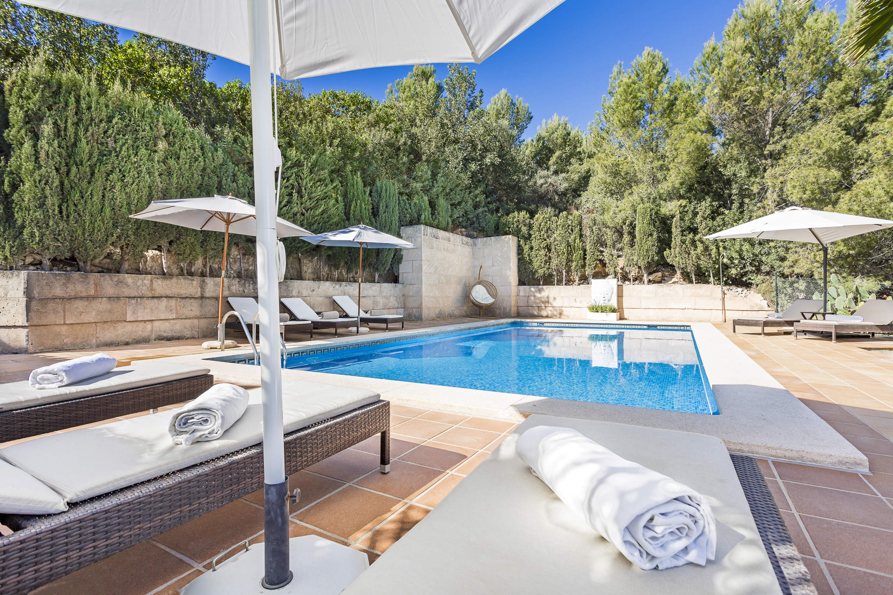 Villa Catala, 5 bedroom villa in Palma & Southwest Mallorca, Majorca