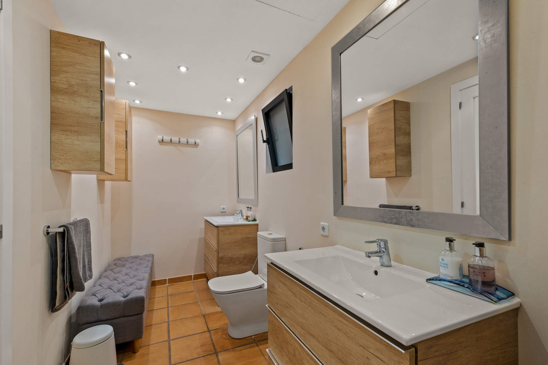 Villa Chanden, 4 bedroom villa in Palma & Southwest Mallorca, Majorca