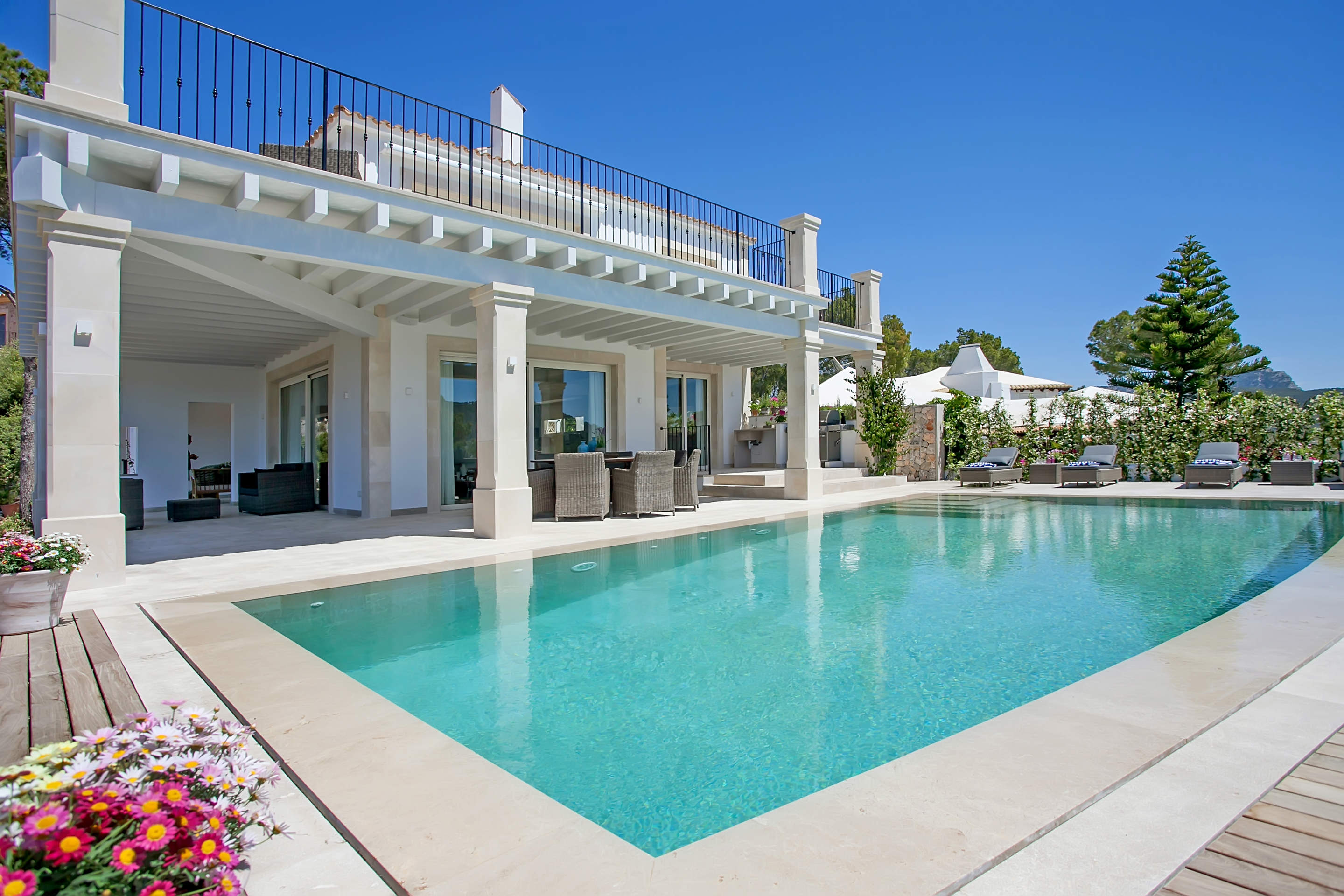 Villa Celeste, 4 bedroom villa in Palma & Southwest Mallorca, Majorca