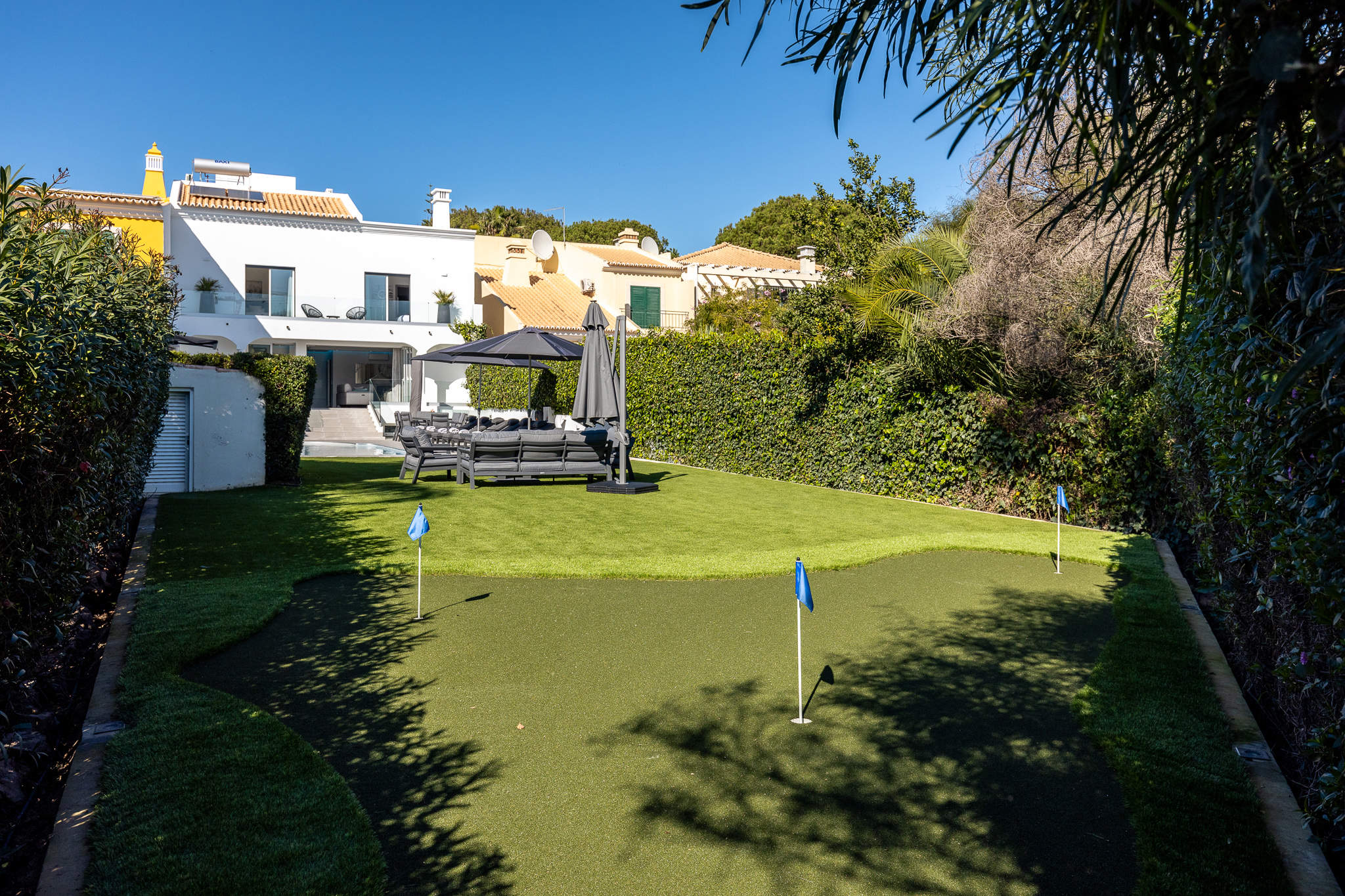 Villa Azure, 5 bedroom villa in Vilamoura Area, Algarve