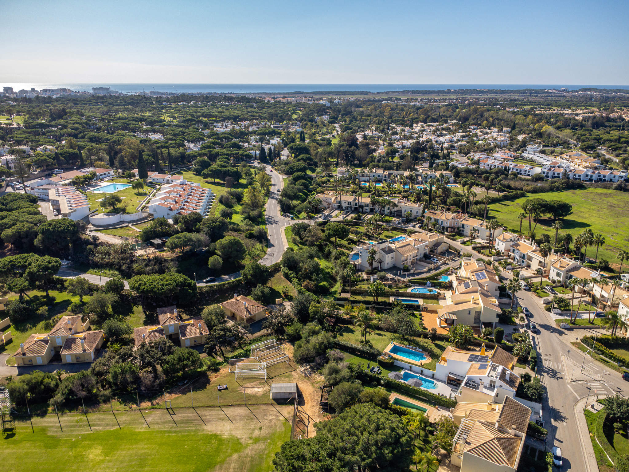 Villa Azure, 5 bedroom villa in Vilamoura Area, Algarve