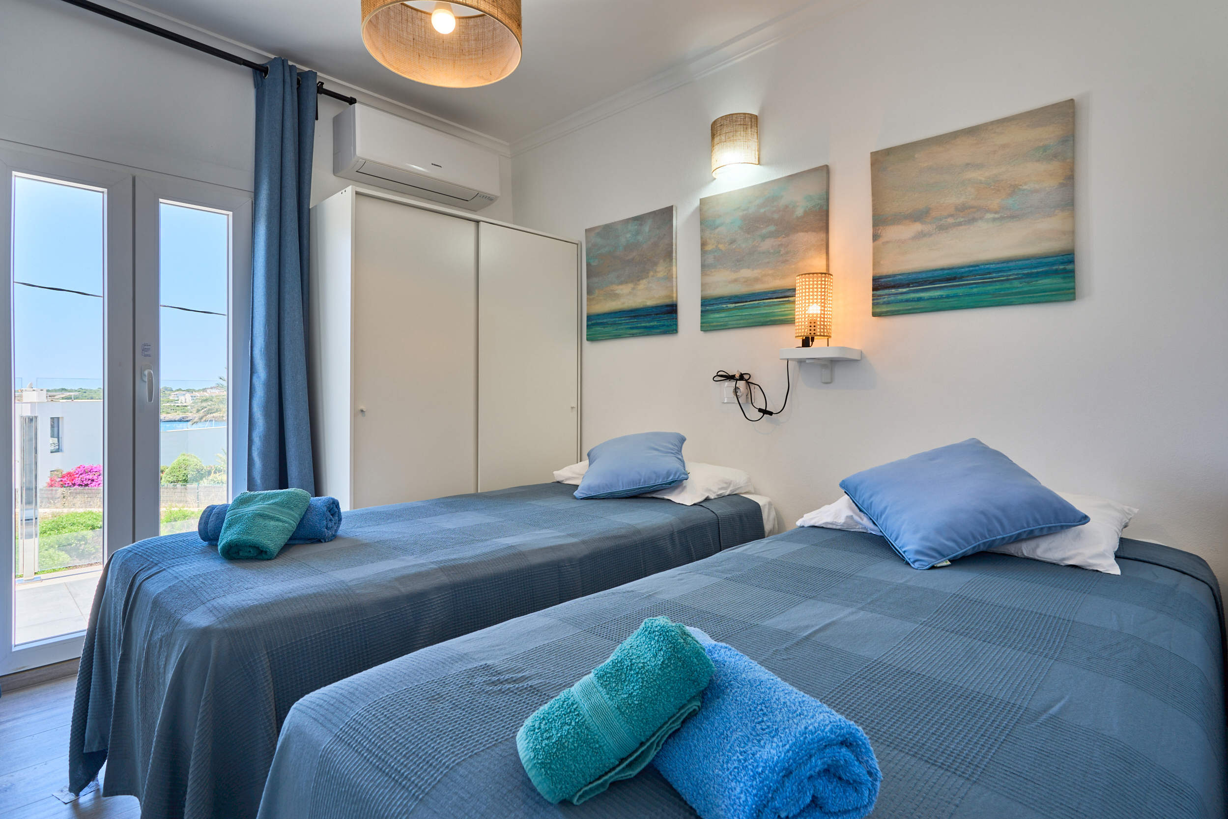 Villa Guadi, 6 bedroom villa in Cala d'Or , Majorca
