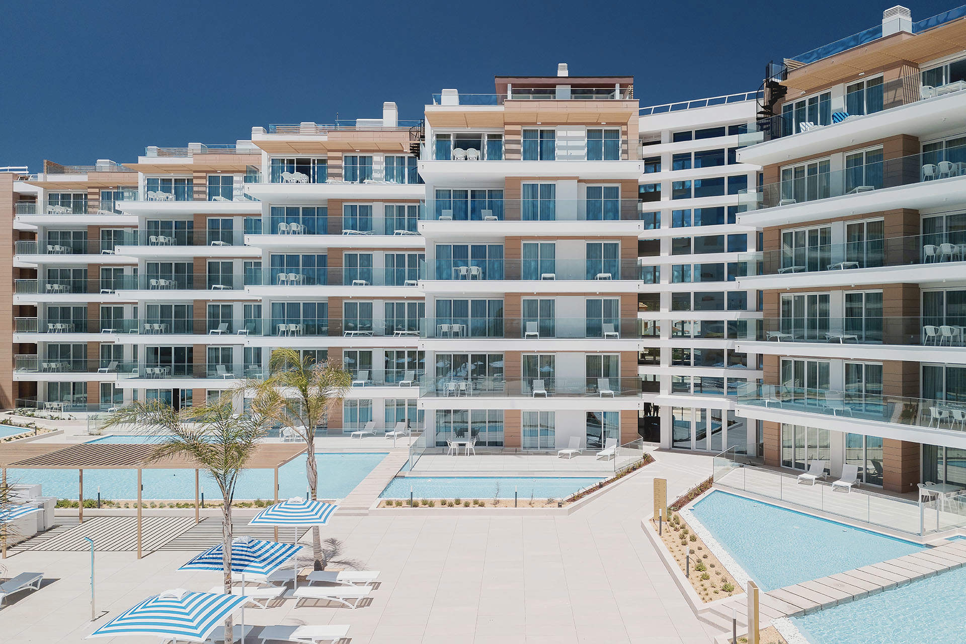 Dom Pedro Residences Luxury Apartments Two Bedroom Apartment, Self Catering Basis, 2 bedroom apartment in Vilamoura Area, Algarve