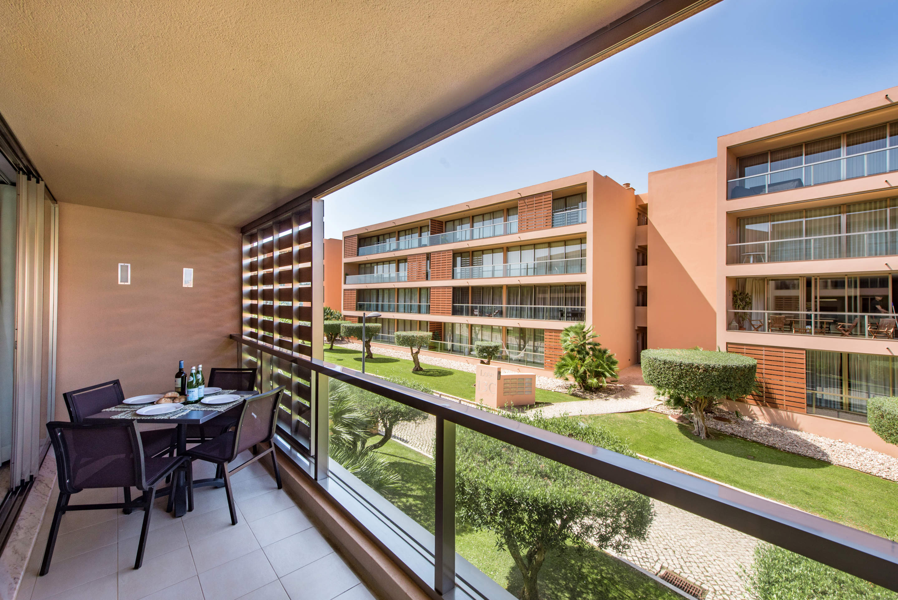 Apartment Herdade dos Salgados, 2 bedroom apartment in Gale, Vale da Parra and Guia, Algarve