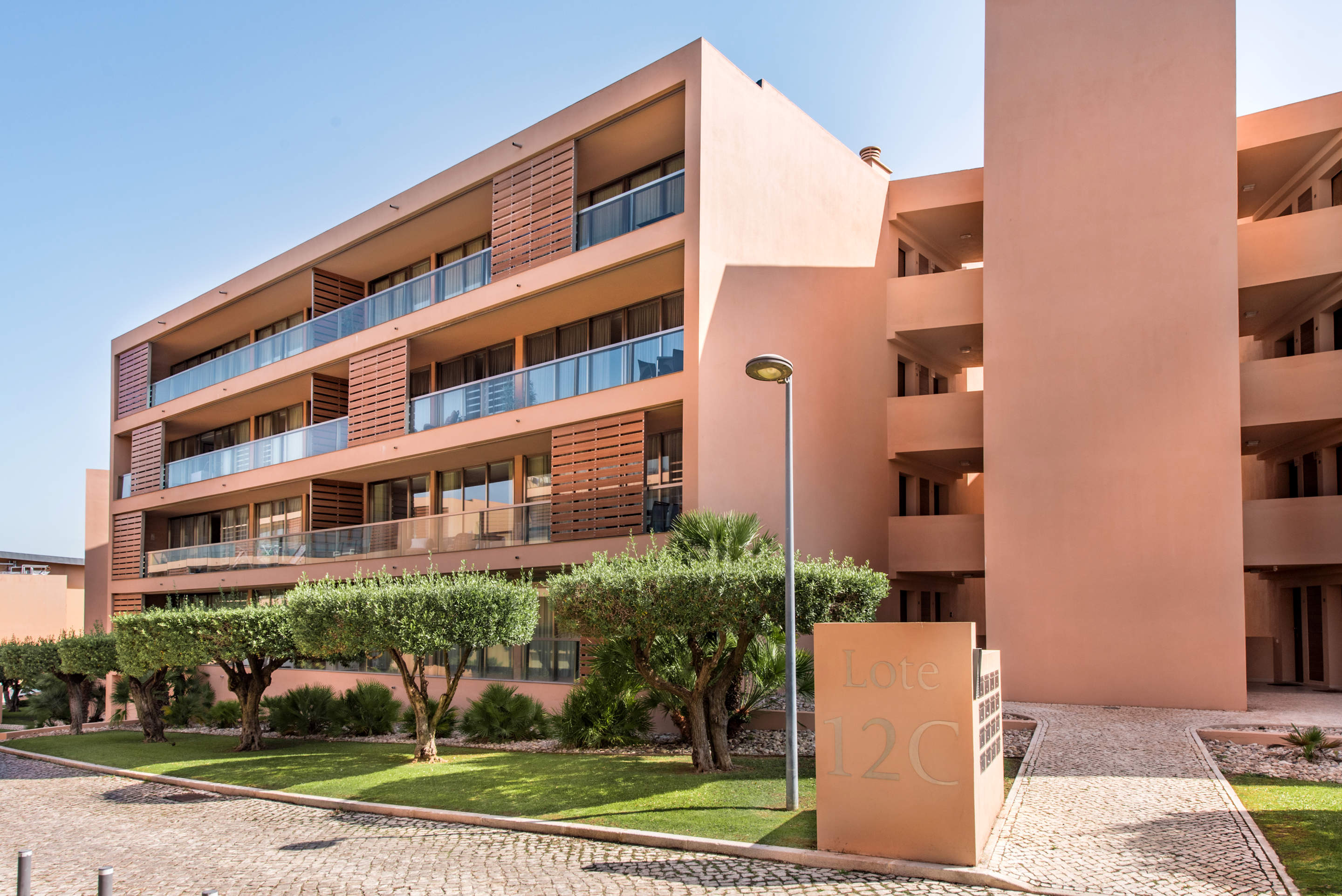 Apartment Herdade dos Salgados, 2 bedroom apartment in Gale, Vale da Parra and Guia, Algarve