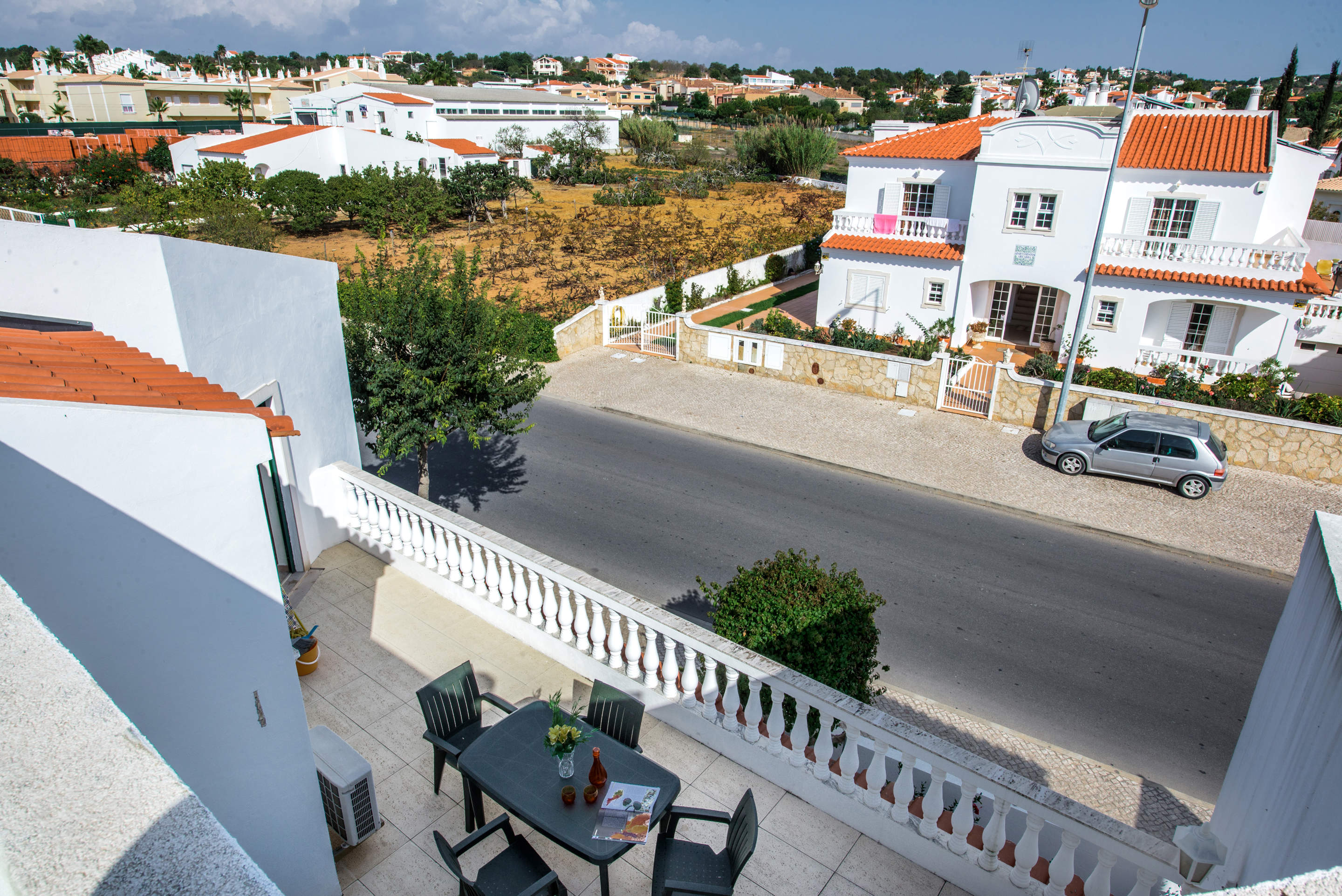 Rebela Apartments  First floor apartment 2, 4 bedroom apartment in Gale, Vale da Parra and Guia, Algarve