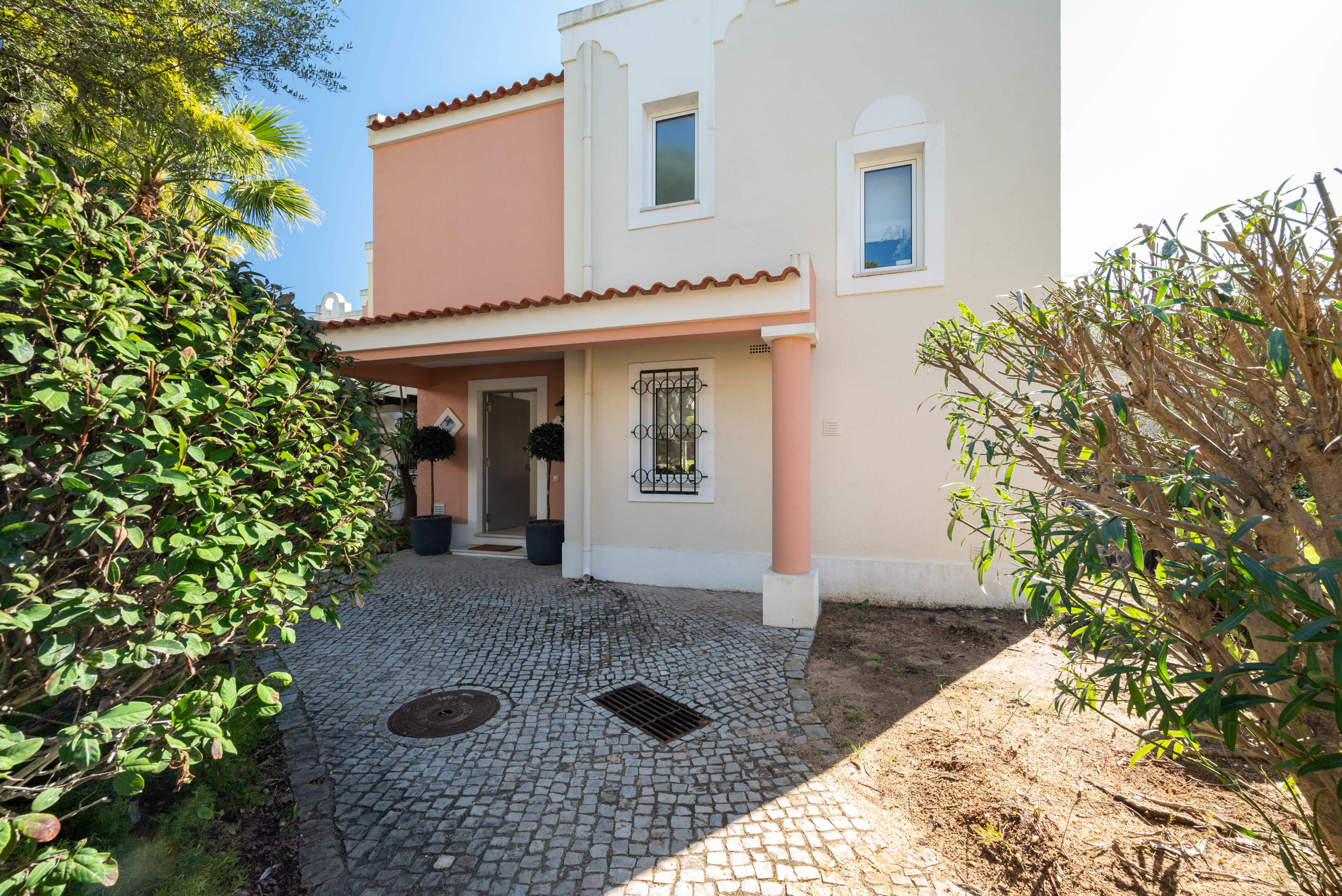 Superior Private Villa 068 at Vilar do Golf, 4 Pax, 2 bedroom villa in Vilar do Golf, Algarve