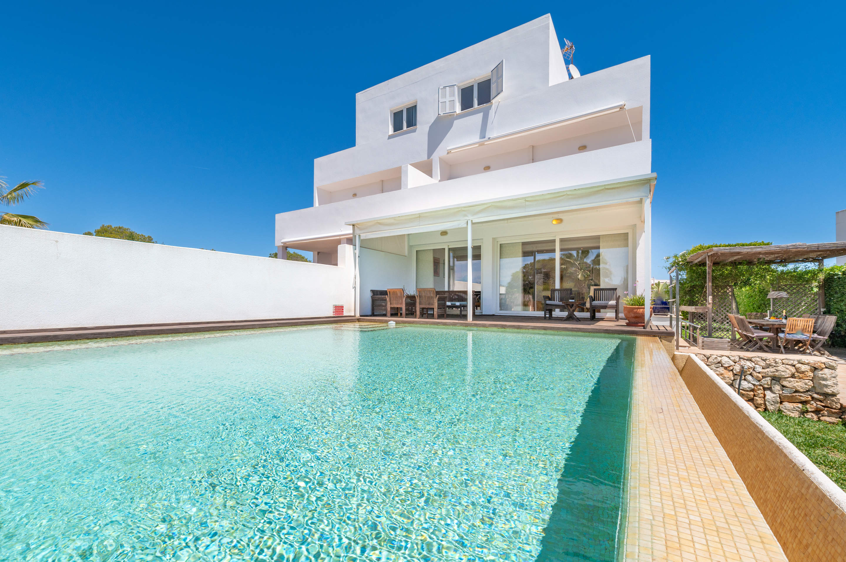 Casa la Siesta, 4 bedroom villa in Cala d'Or , Majorca