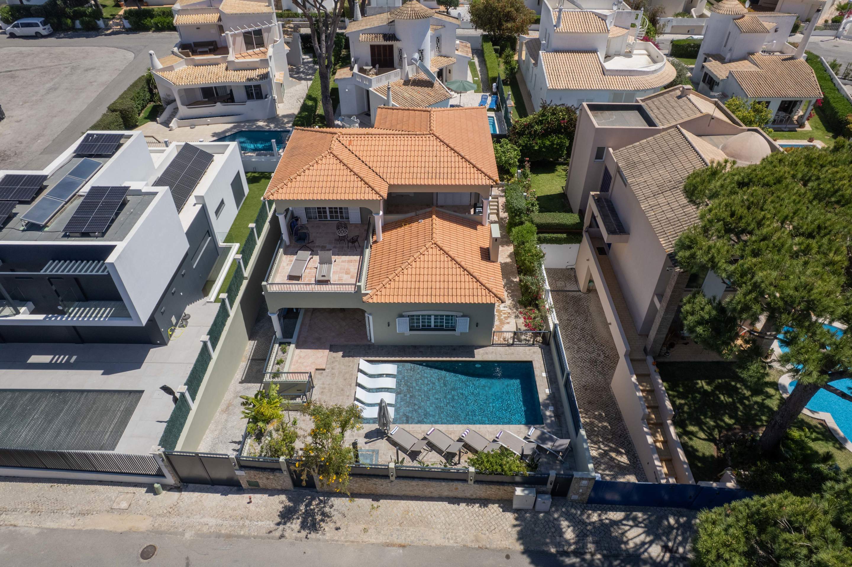 Villa Margot in Vilamoura, 4 bedroom villa in Vilamoura Area, Algarve
