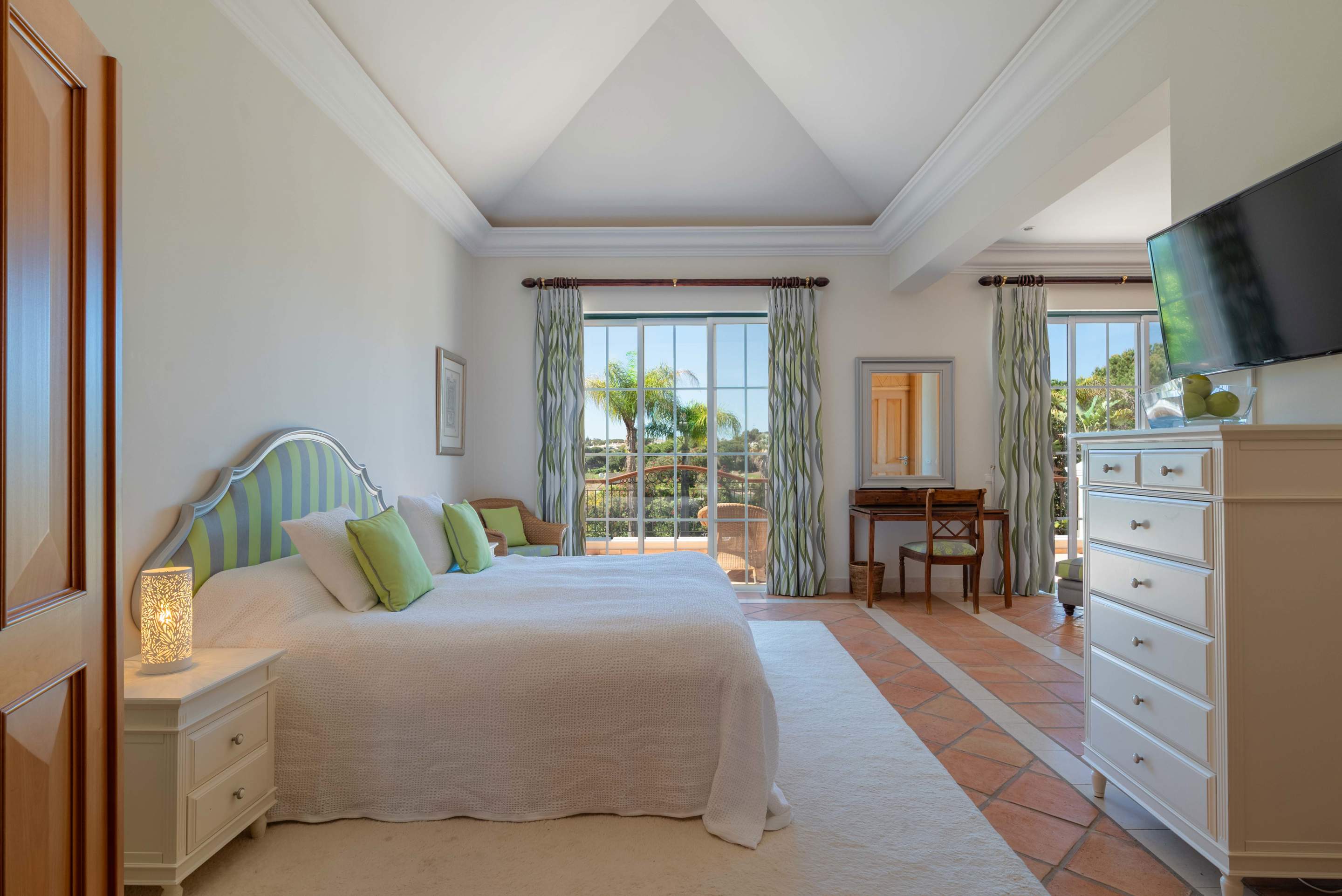 Villa Max, 4 bedroom villa in Quinta do Lago, Algarve