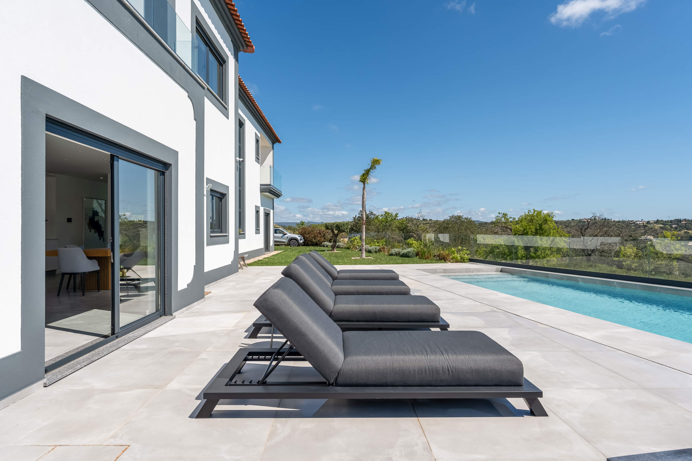 Villa Essence, 3 bedroom villa in Malhao, Paderne, Algarve