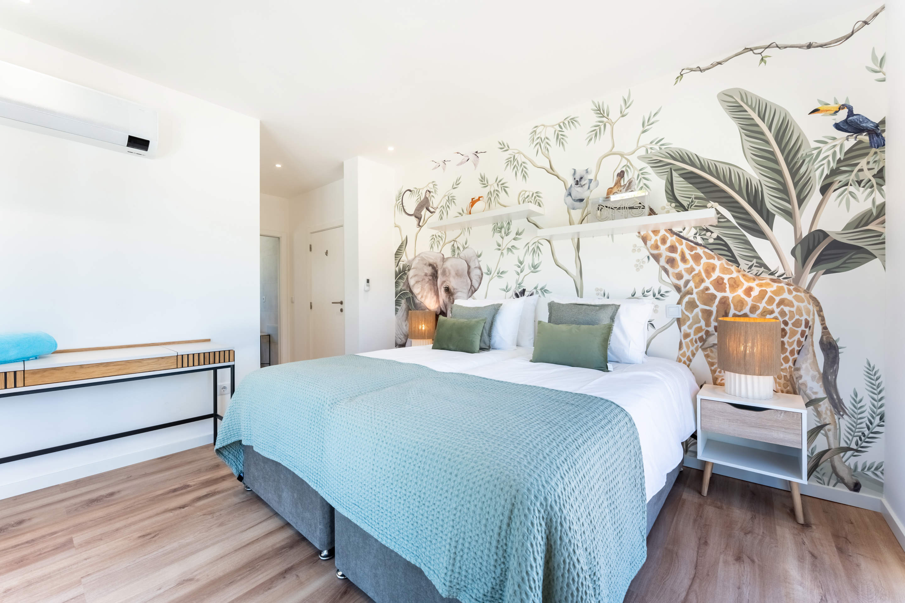 Villa Essence, 3 bedroom villa in Malhao, Paderne, Algarve