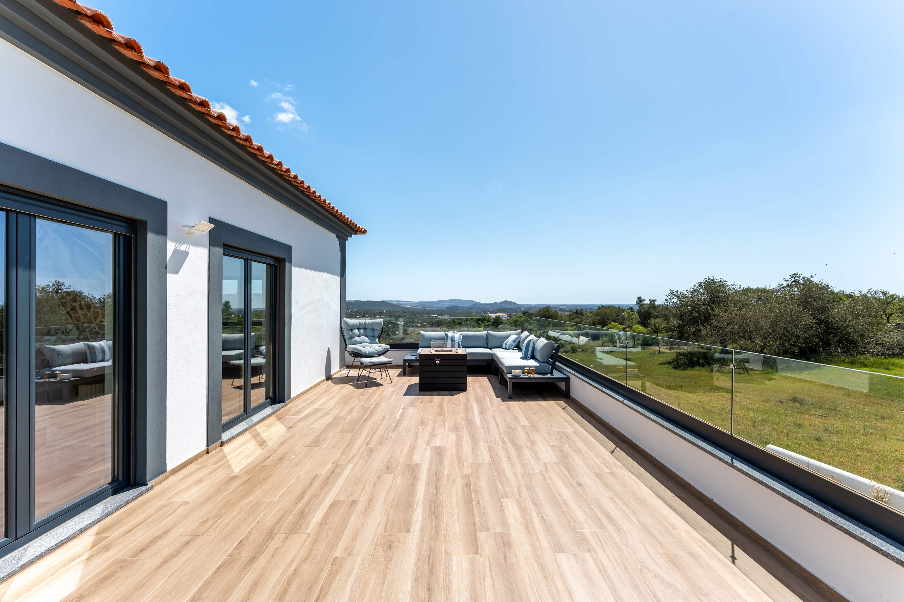Villa Essence, 3 bedroom villa in Malhao, Paderne, Algarve