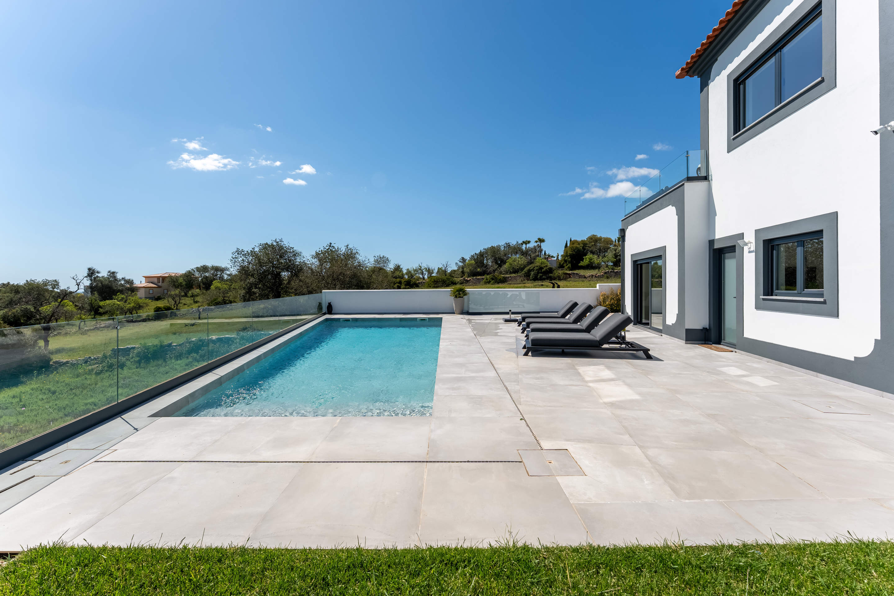 Villa Essence, 3 bedroom villa in Malhao, Paderne, Algarve