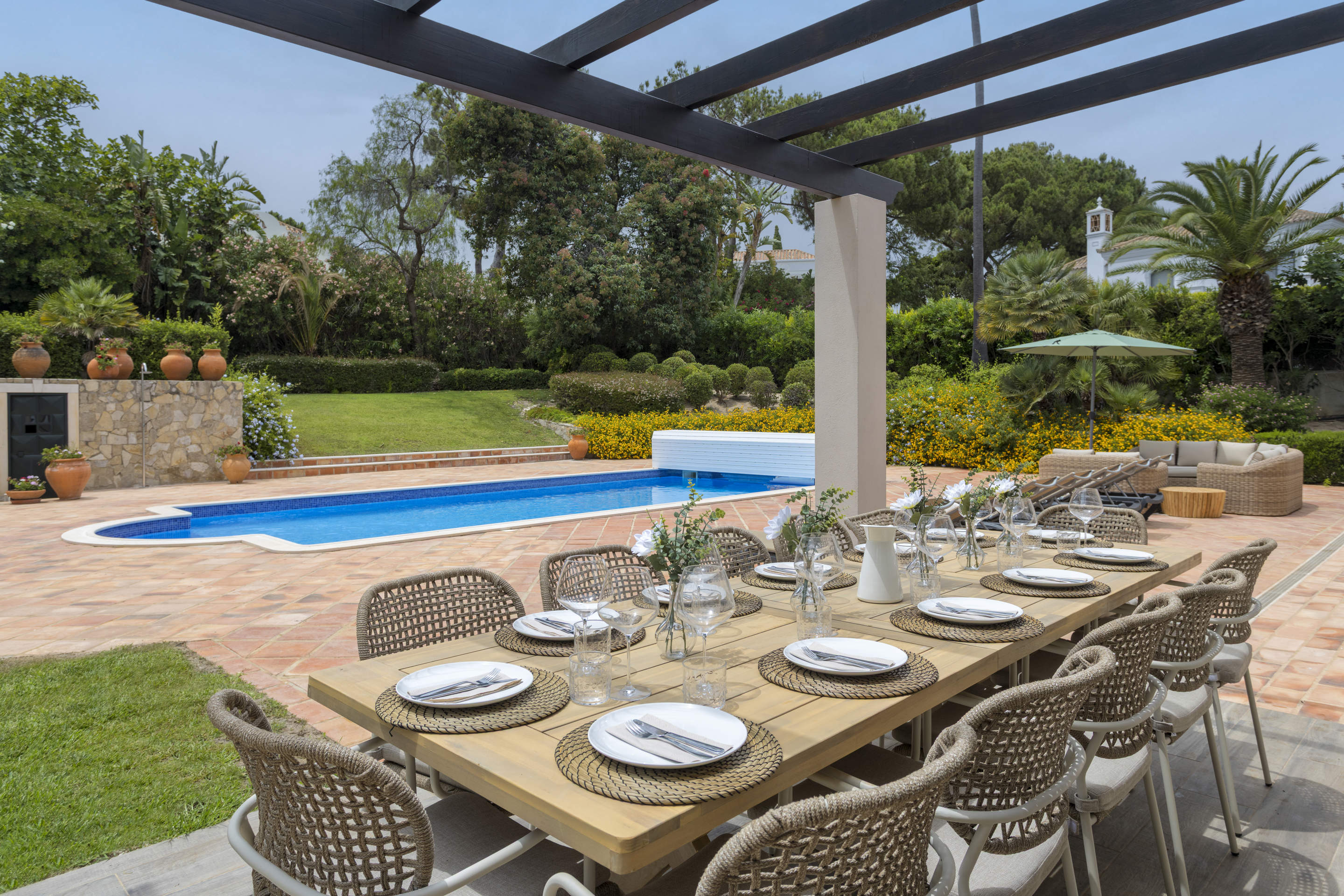 Villa Josephina Six Bedroom Rate, 6 bedroom villa in Quinta do Lago, Algarve