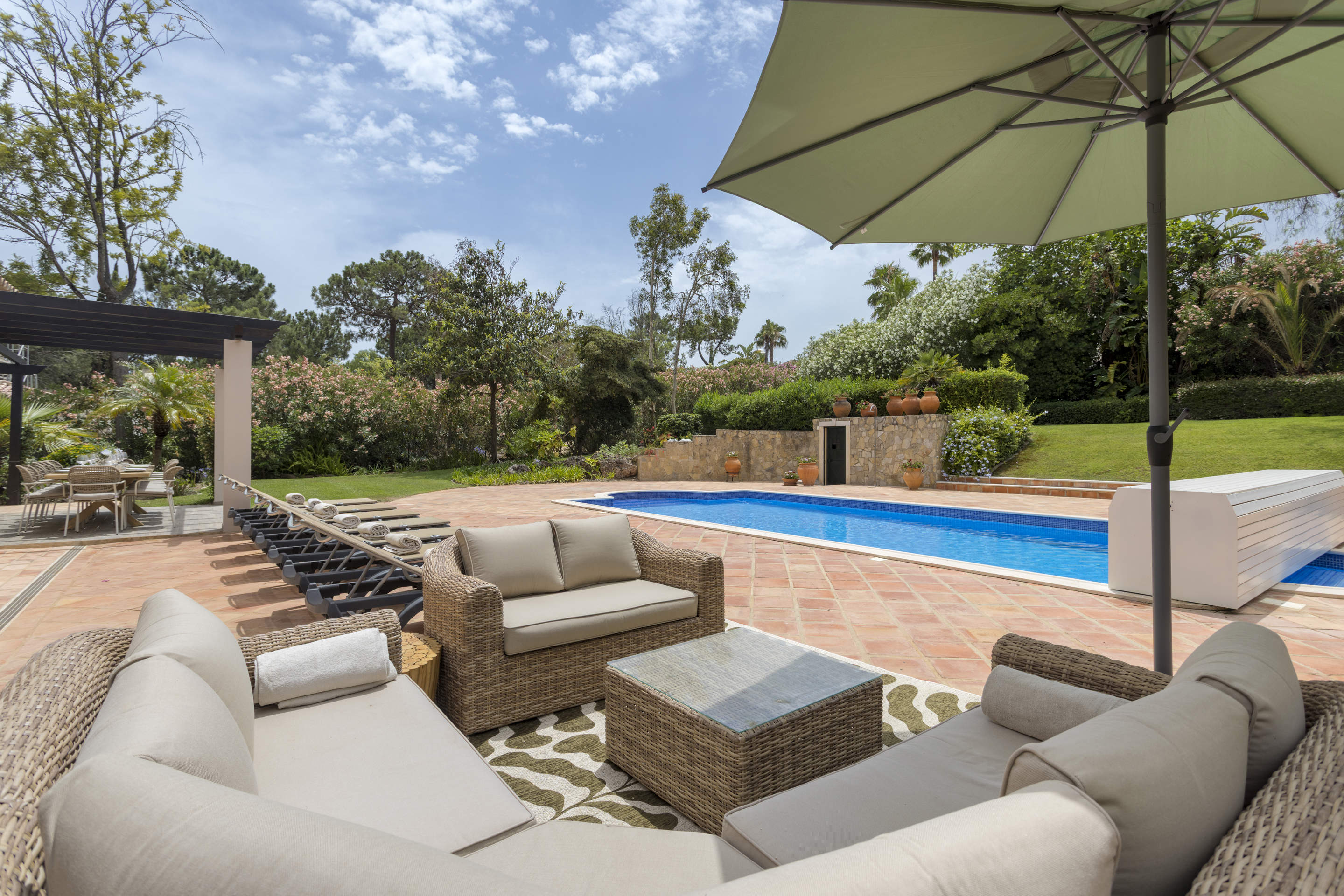 Villa Josephina Six Bedroom Rate, 6 bedroom villa in Quinta do Lago, Algarve