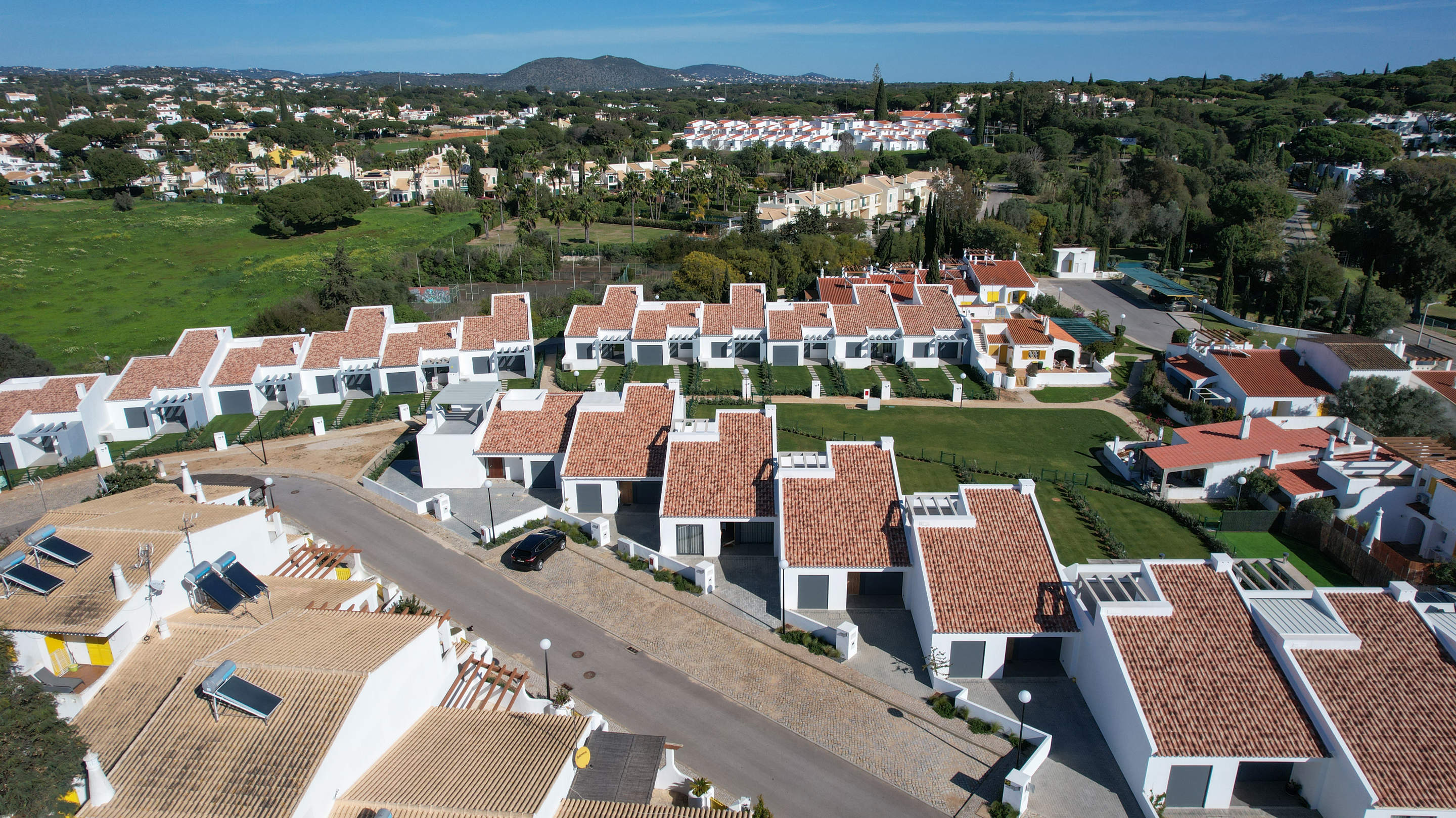 Villa Soligolf Five - Six Persons Rate, 2 bedroom villa in Vilamoura Area, Algarve