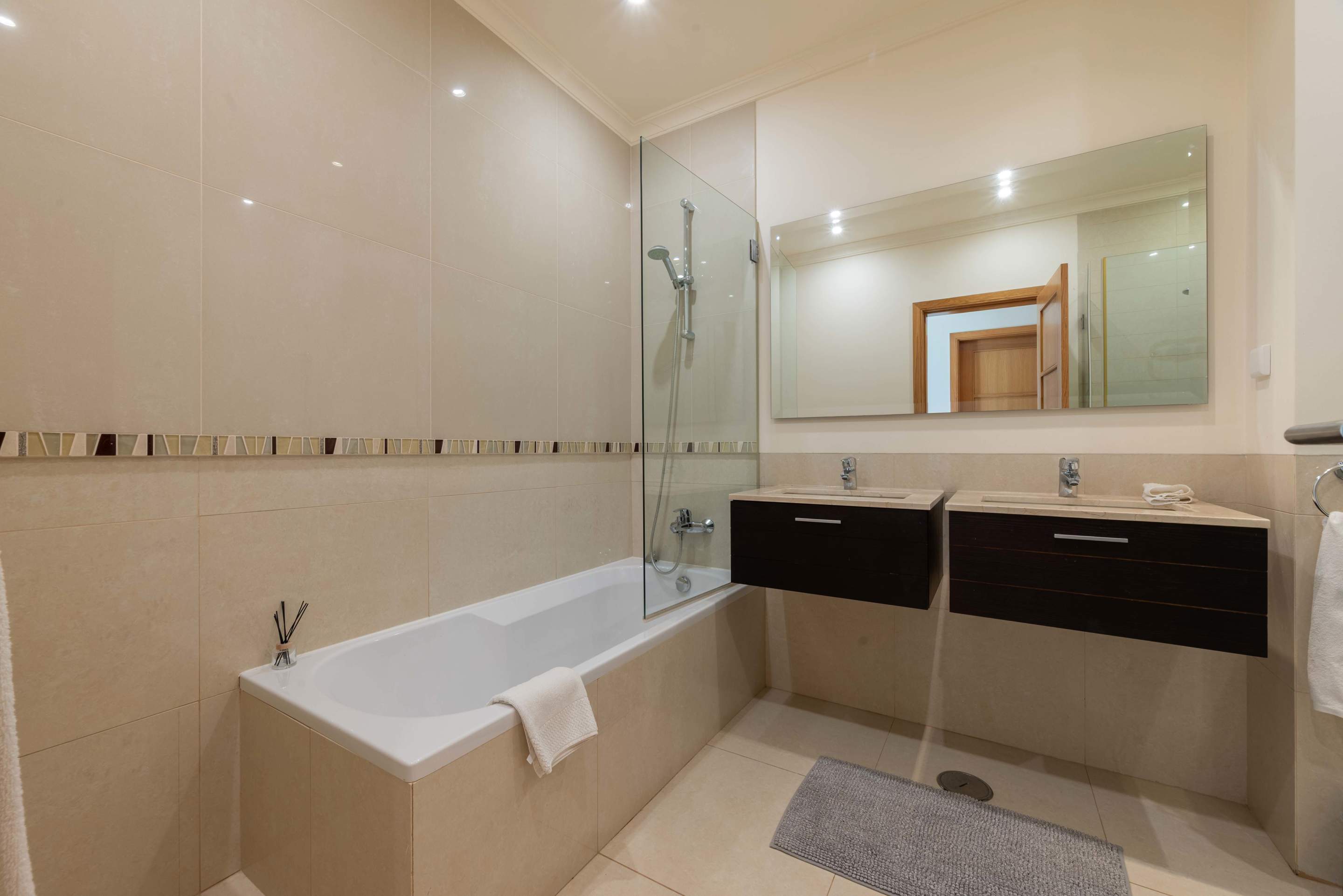 Casa Fairways at Palmyra, 4 bedroom villa in Vila Sol, Algarve