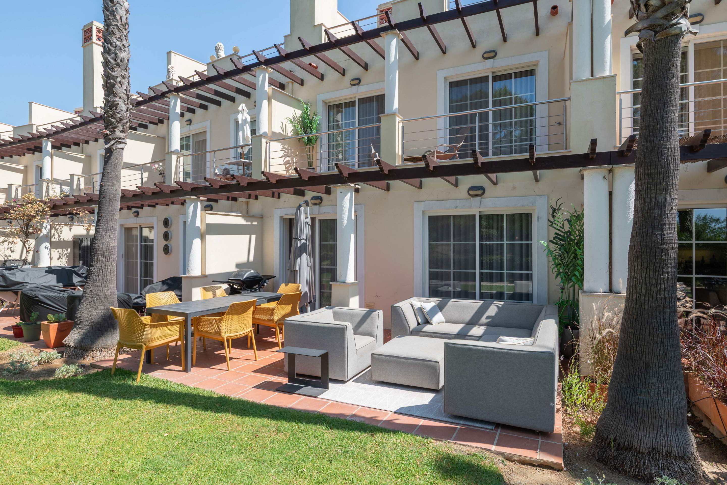 Casa Fairways at Palmyra, 4 bedroom villa in Vila Sol, Algarve