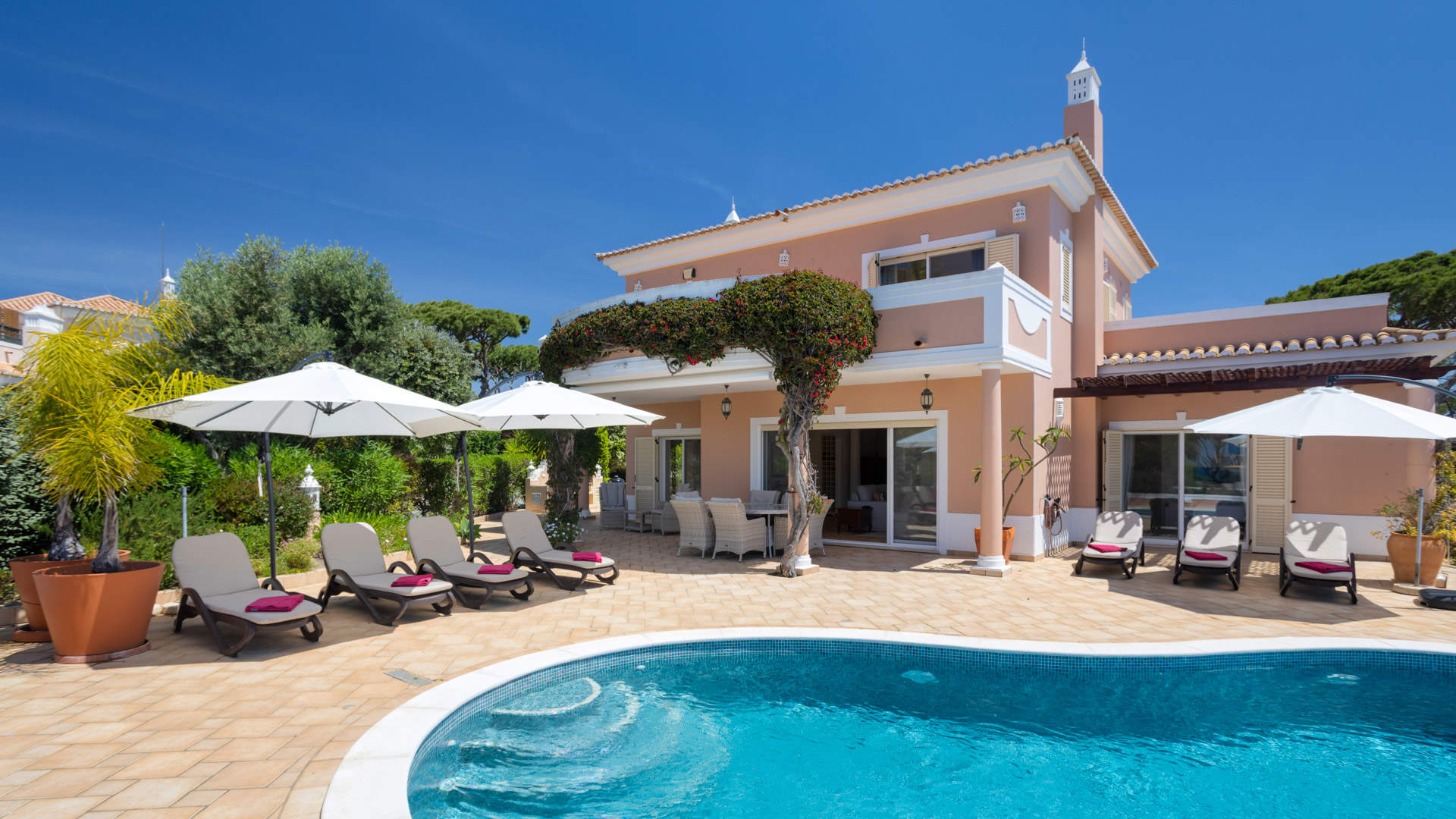 Villa Callista, 4 bedroom villa in Vale do Lobo, Algarve