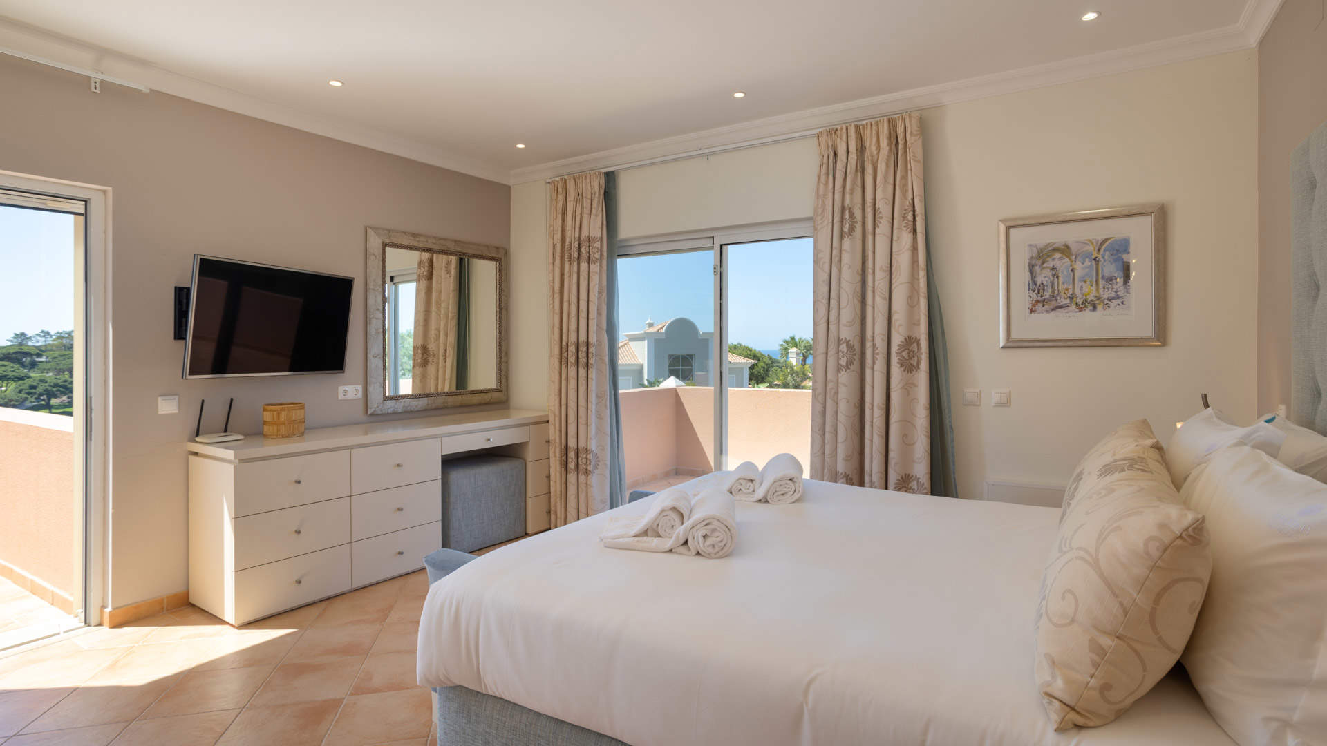 Villa Callista, 4 bedroom villa in Vale do Lobo, Algarve