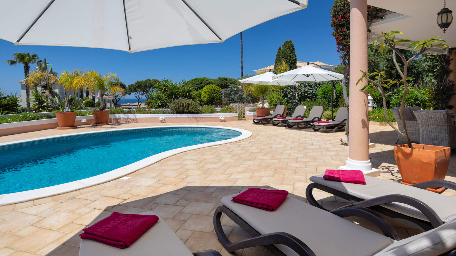 Villa Callista, 4 bedroom villa in Vale do Lobo, Algarve