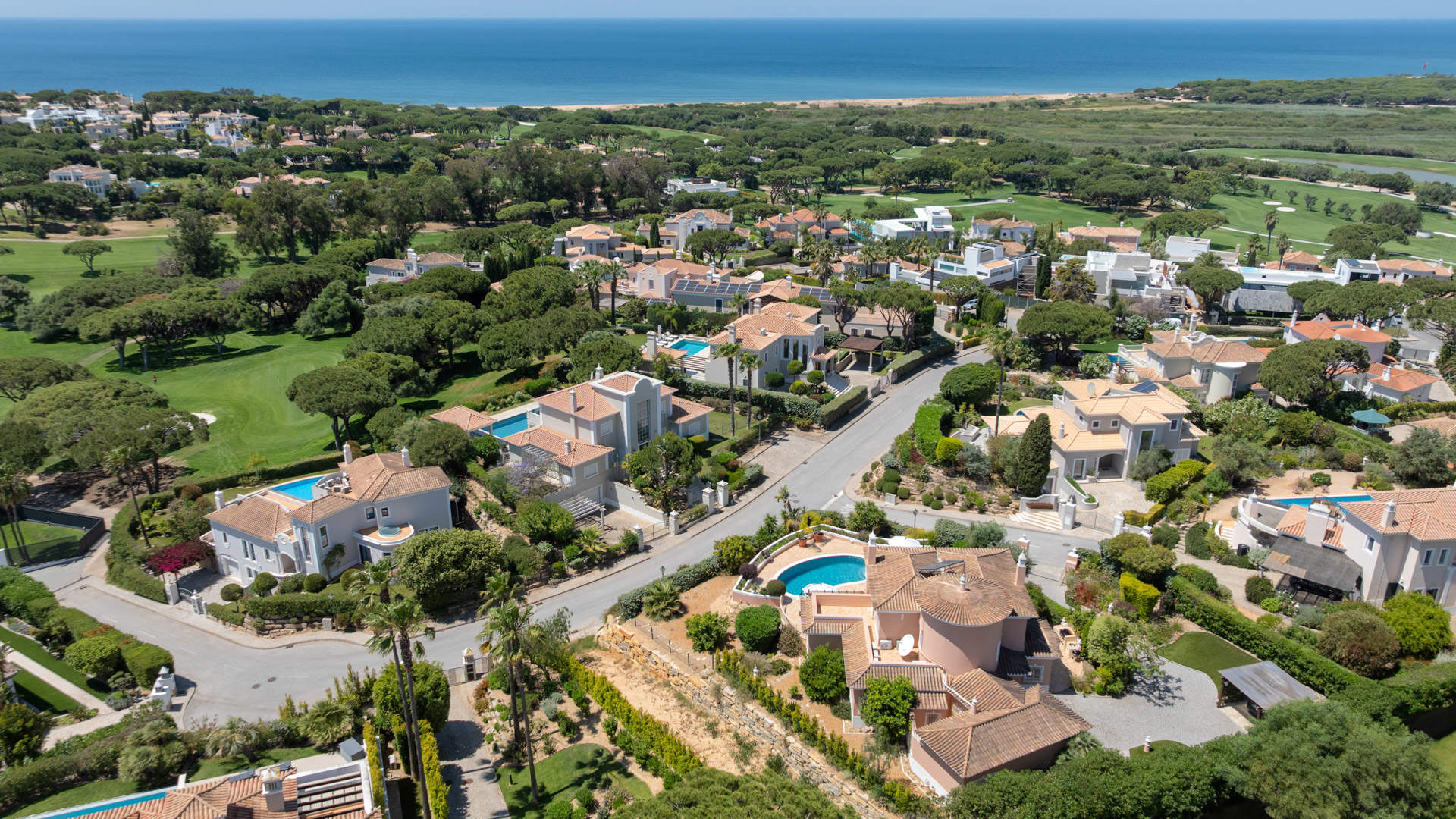 Villa Callista, 4 bedroom villa in Vale do Lobo, Algarve