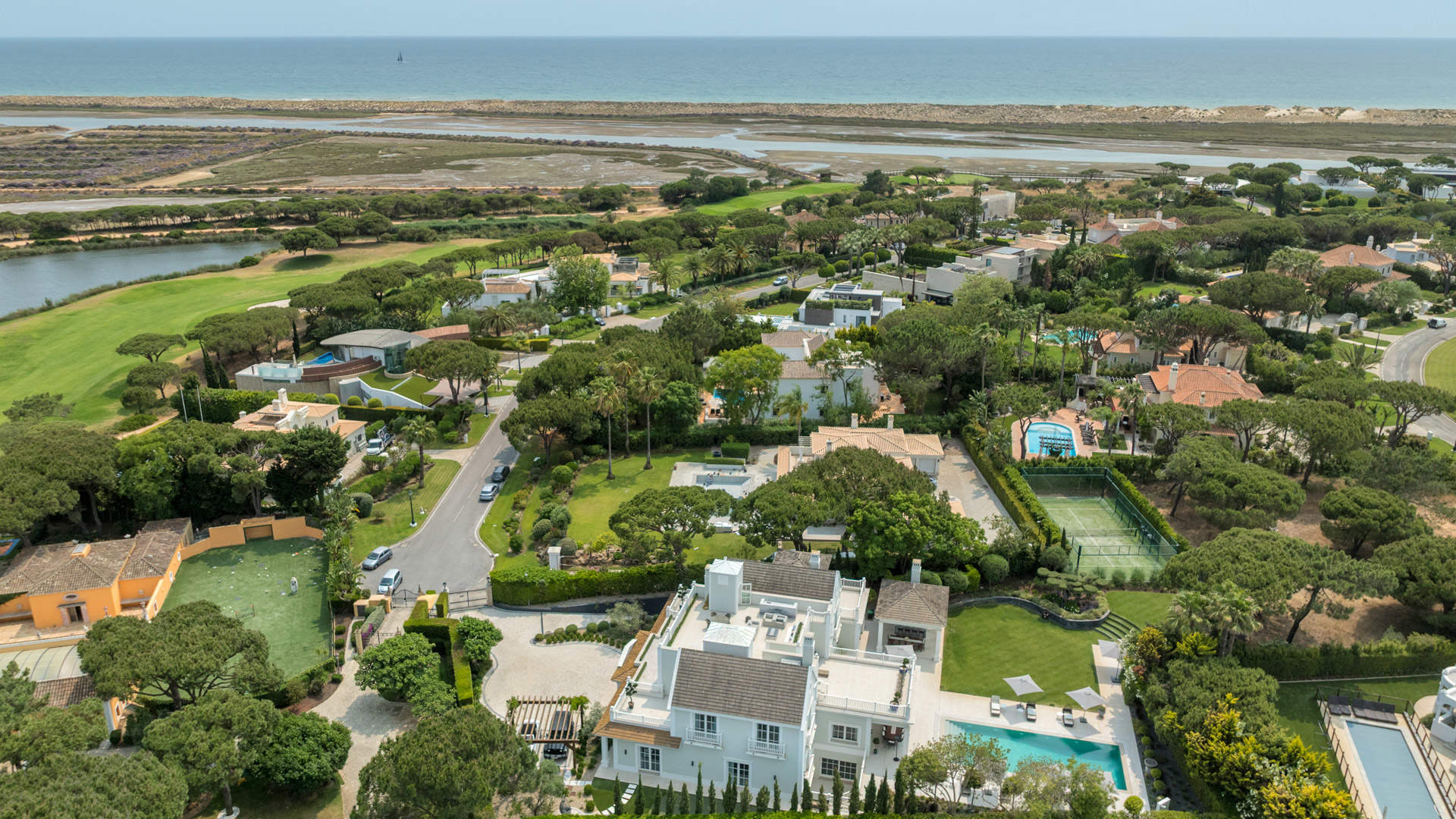 Villa Serenity, 5 bedroom villa in Quinta do Lago, Algarve