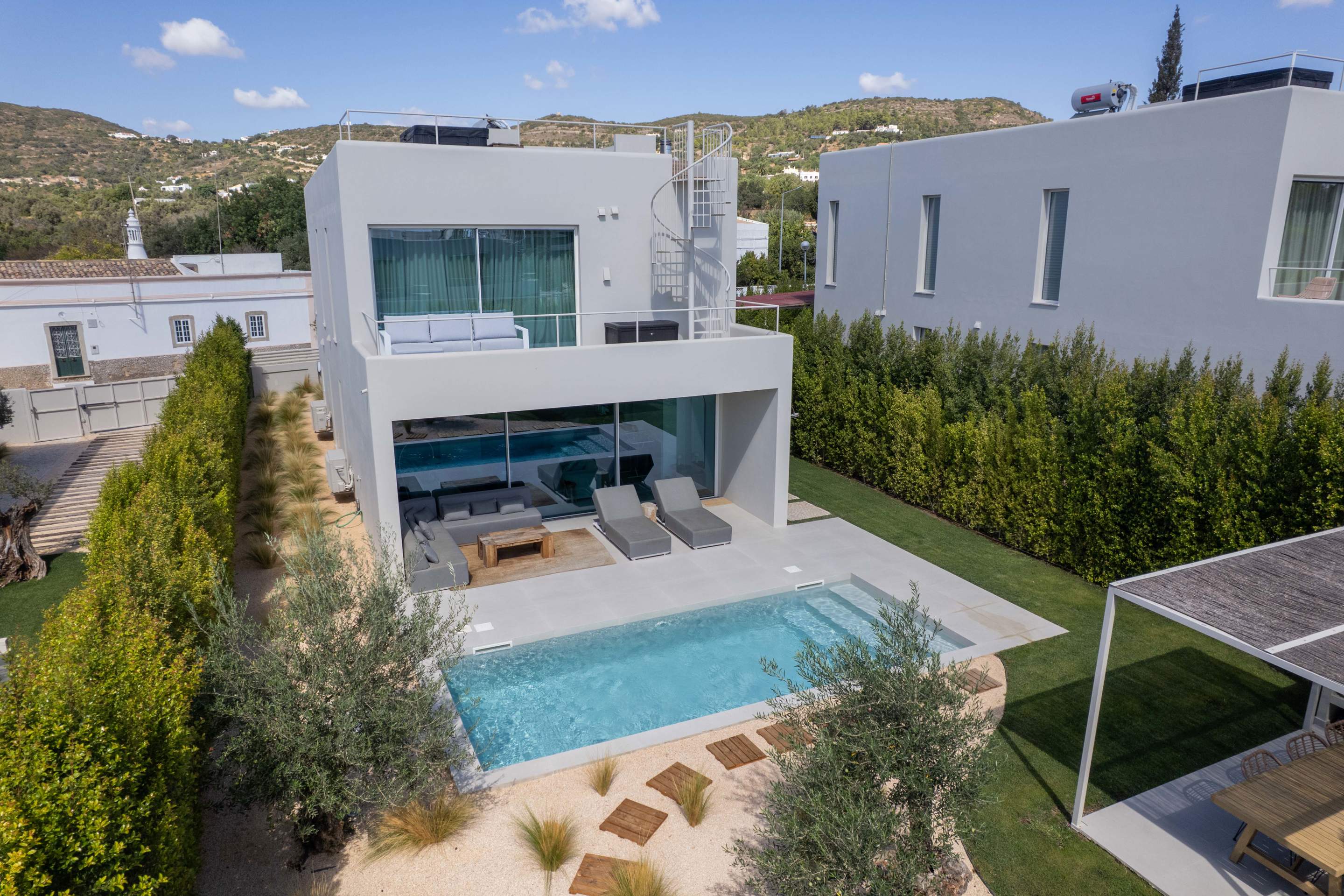 Villa Karrie, 3 bedroom villa in Santa Barbara de Nexe, Algarve