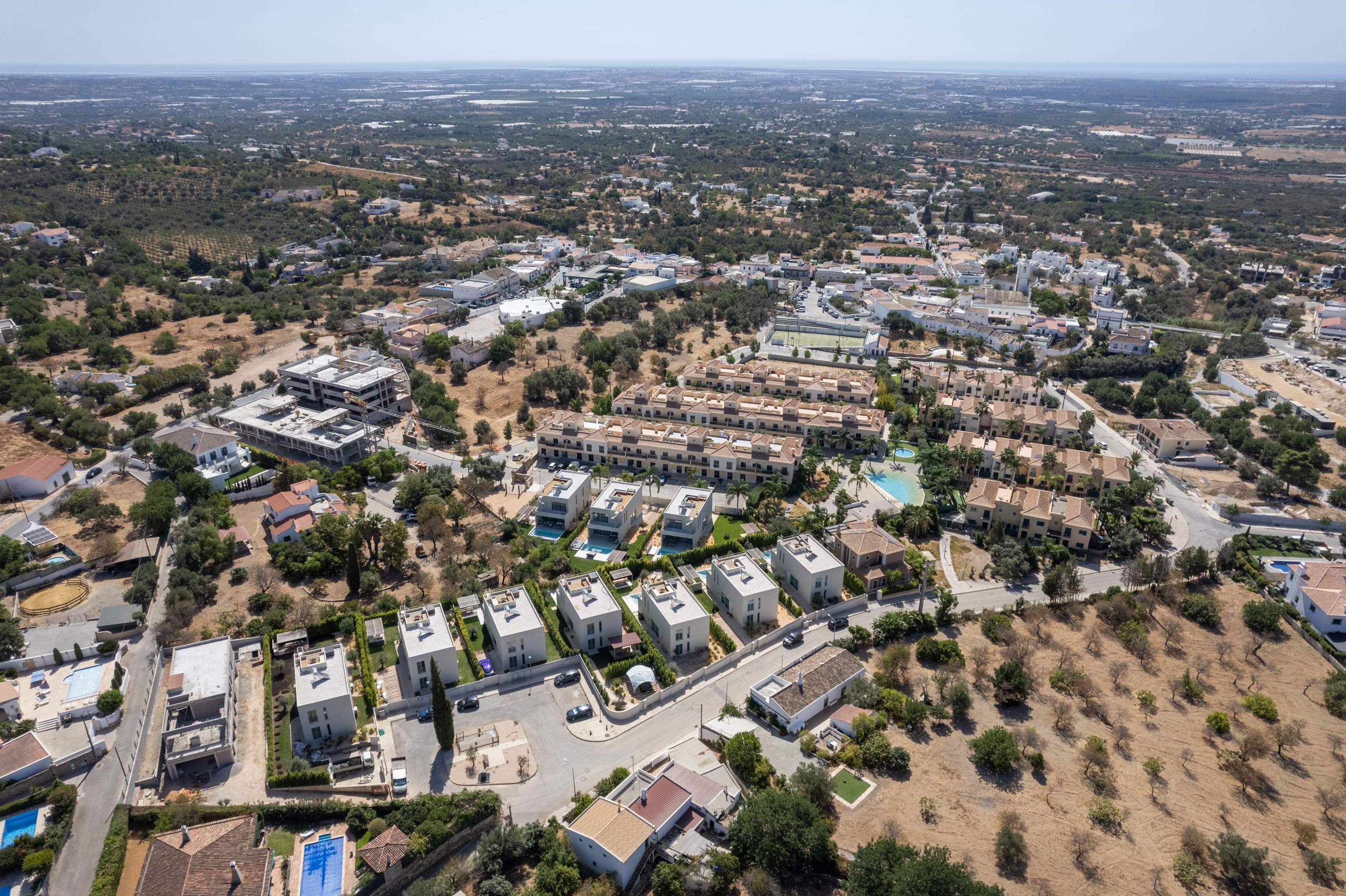 Villa Karrie, 3 bedroom villa in Santa Barbara de Nexe, Algarve