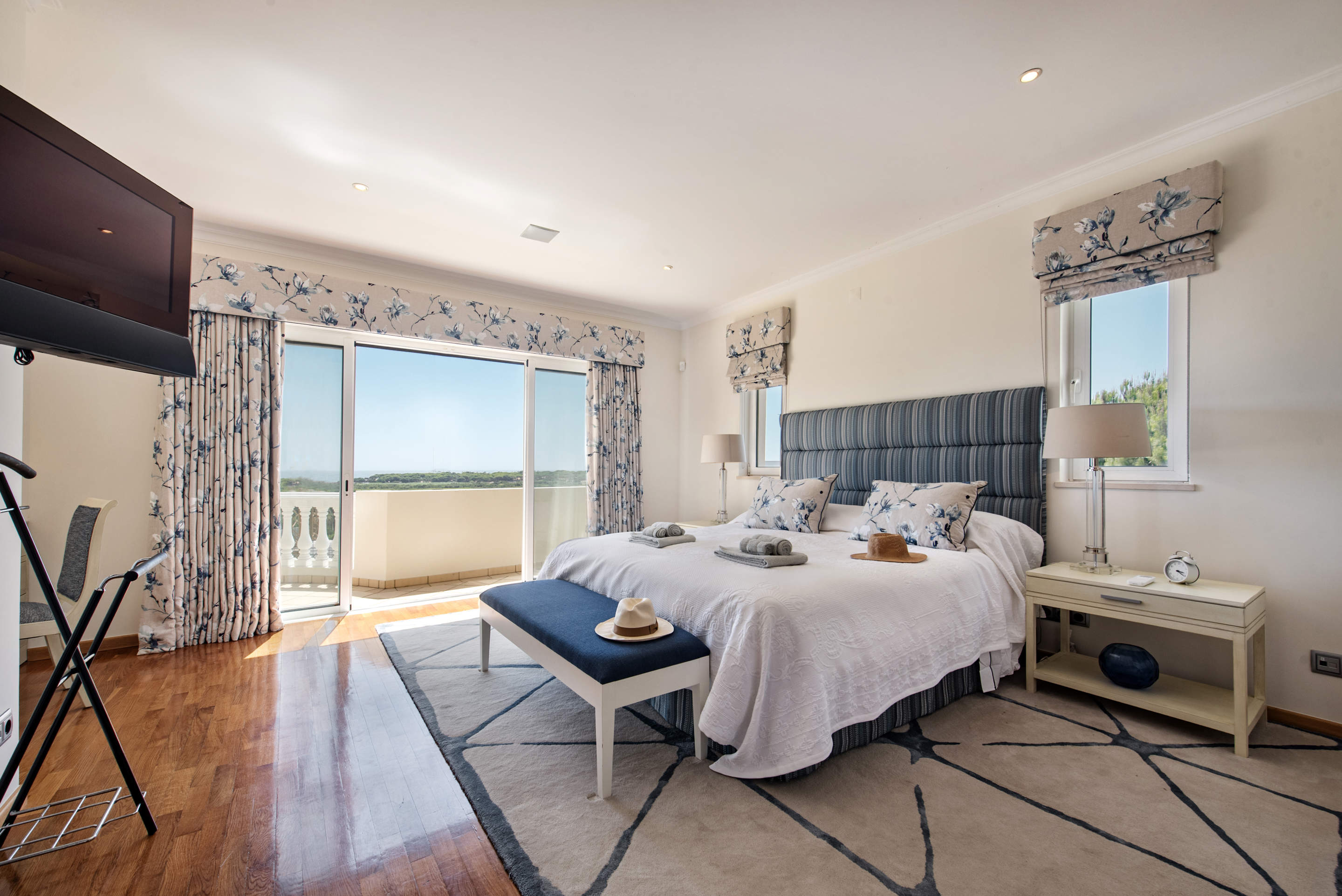 Villa Blue in Vale do Lobo, 5 bedroom villa in Vale do Lobo, Algarve
