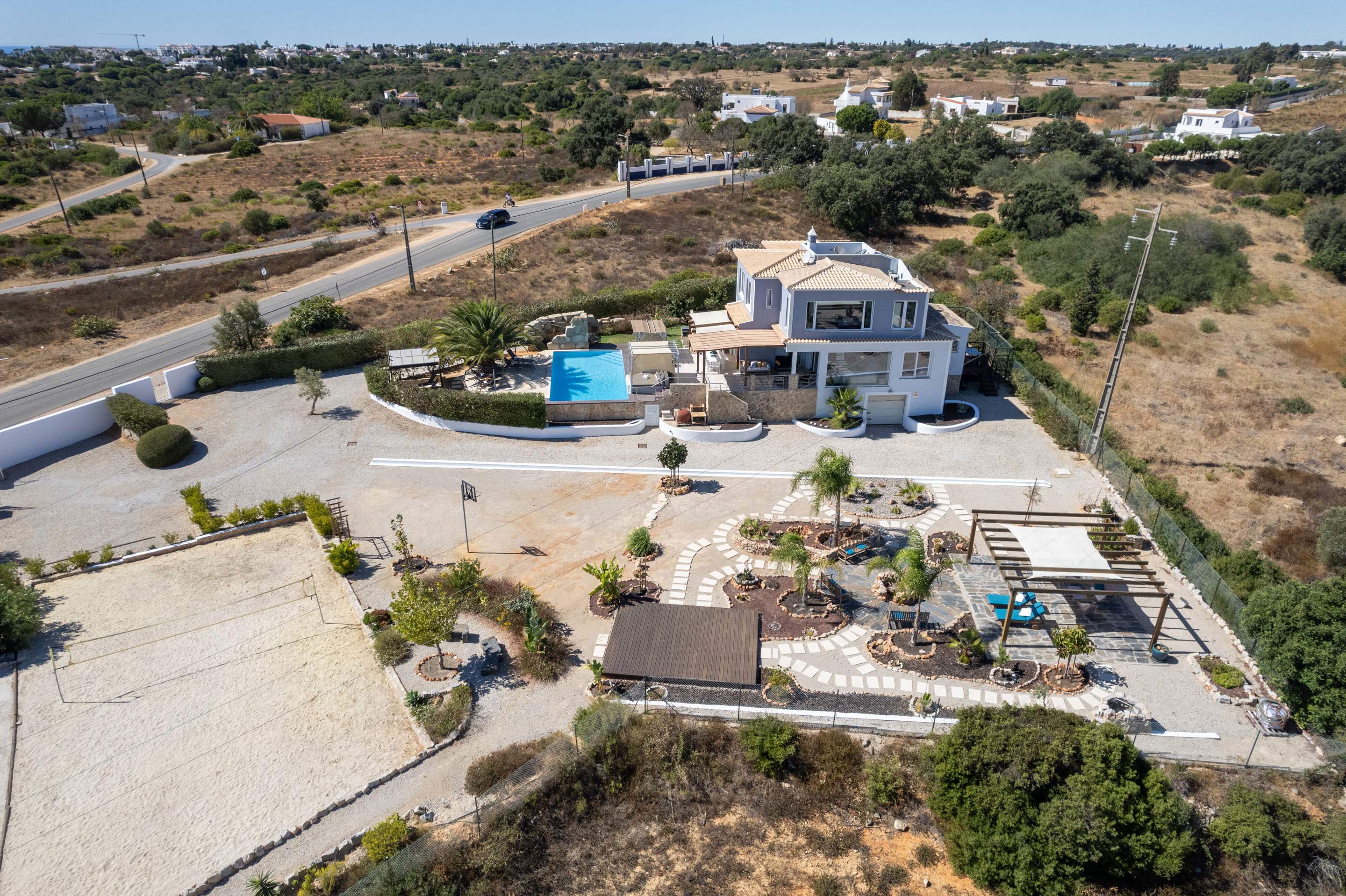 Vila Vista Unica, 4 bedroom villa in Gale, Vale da Parra and Guia, Algarve