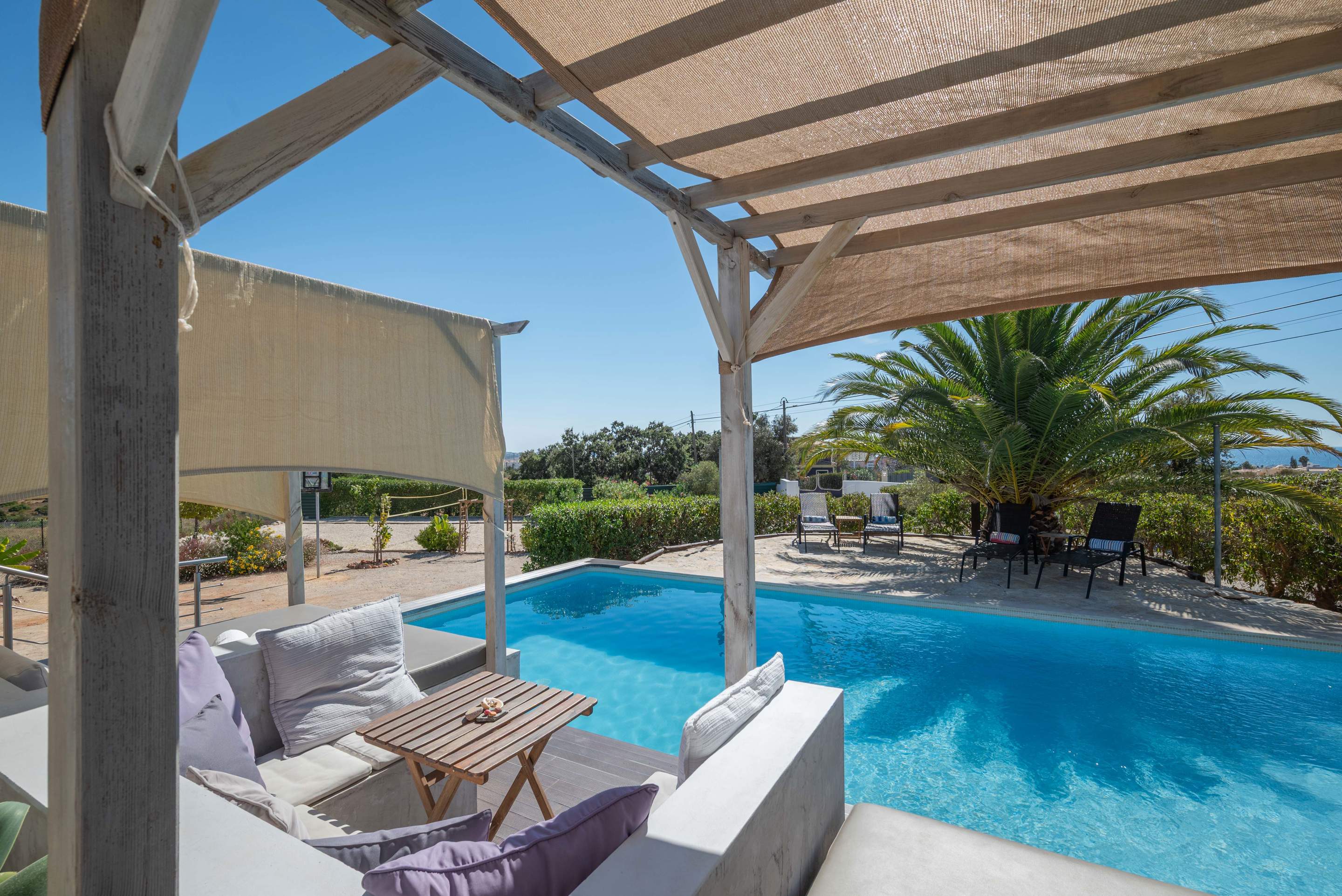 Vila Vista Unica, 4 bedroom villa in Gale, Vale da Parra and Guia, Algarve
