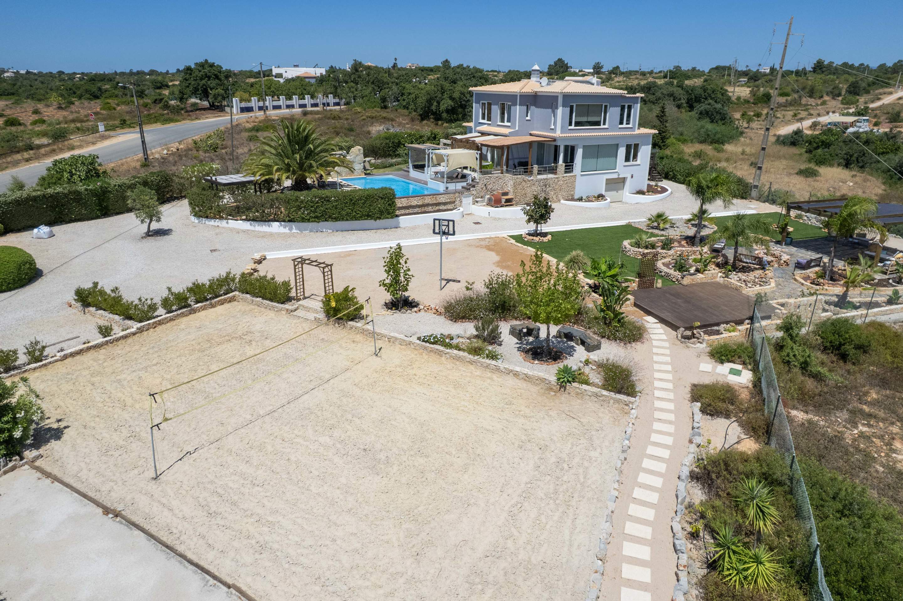 Vila Vista Unica, 4 bedroom villa in Gale, Vale da Parra and Guia, Algarve