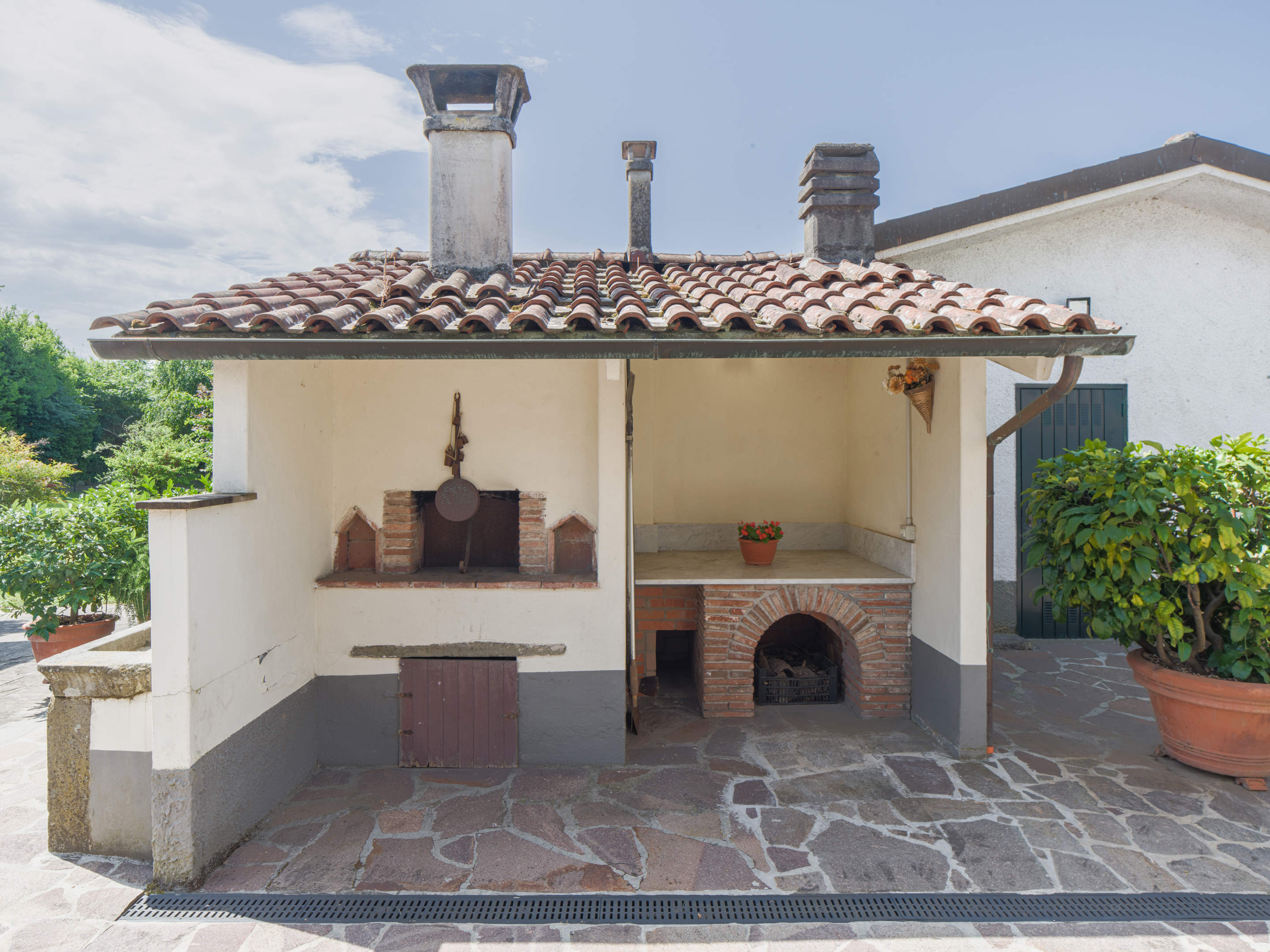 Villa Alberto, 3 bedroom villa in North Tuscany - Pisa & Lucca Area, Tuscany