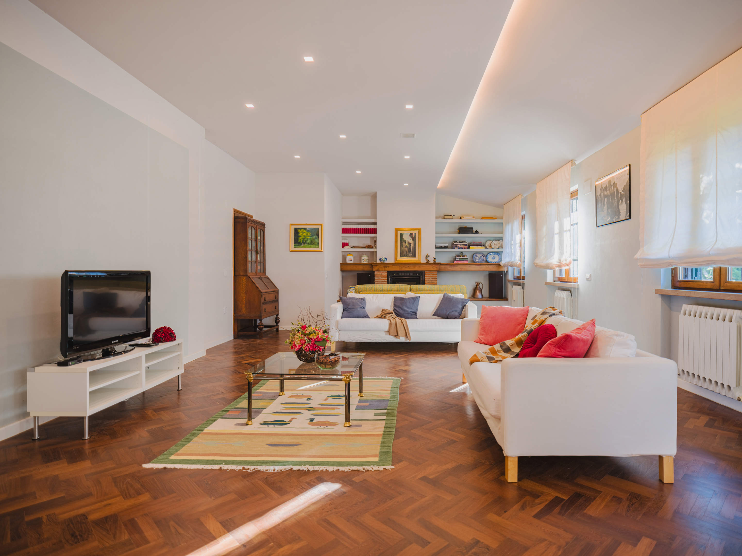 Villa Alberto, 3 bedroom villa in North Tuscany - Pisa & Lucca Area, Tuscany