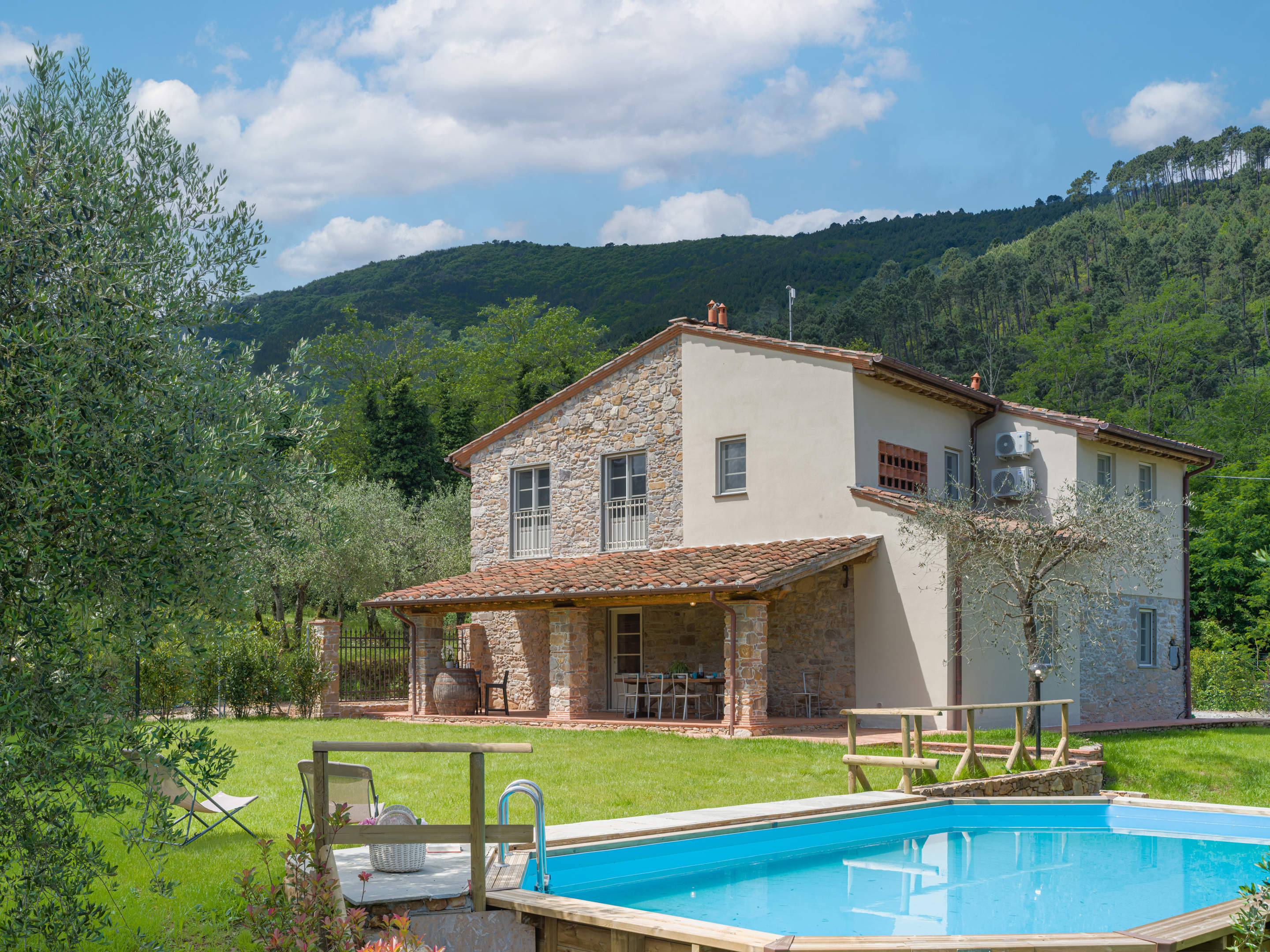 Casale Valentino, 3 bedroom villa in North Tuscany - Pisa & Lucca Area, Tuscany