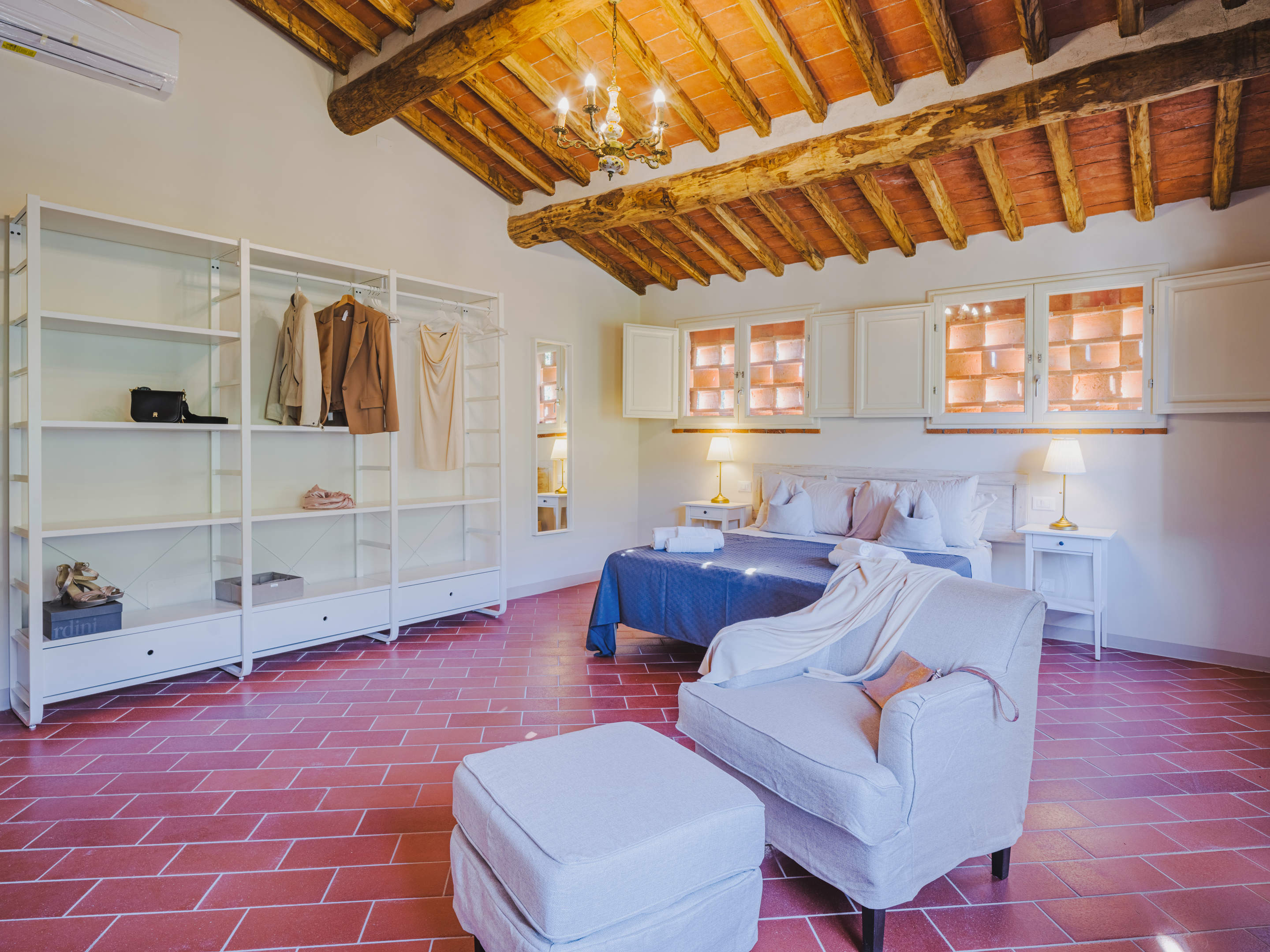 Casale Valentino, 3 bedroom villa in North Tuscany - Pisa & Lucca Area, Tuscany