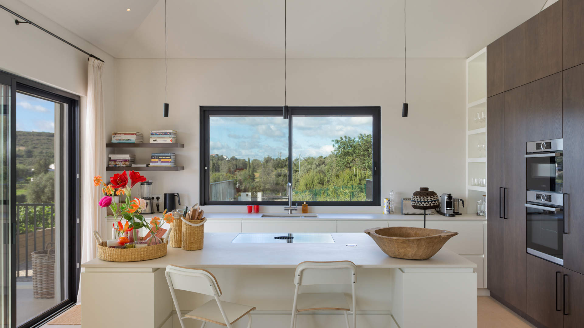 Villa Humberto, 4 bedroom villa in Santa Barbara de Nexe, Algarve