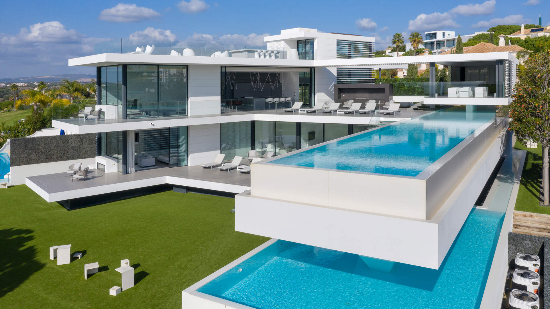 Villa Oregano, 6 bedroom villa in Vale do Lobo, Algarve