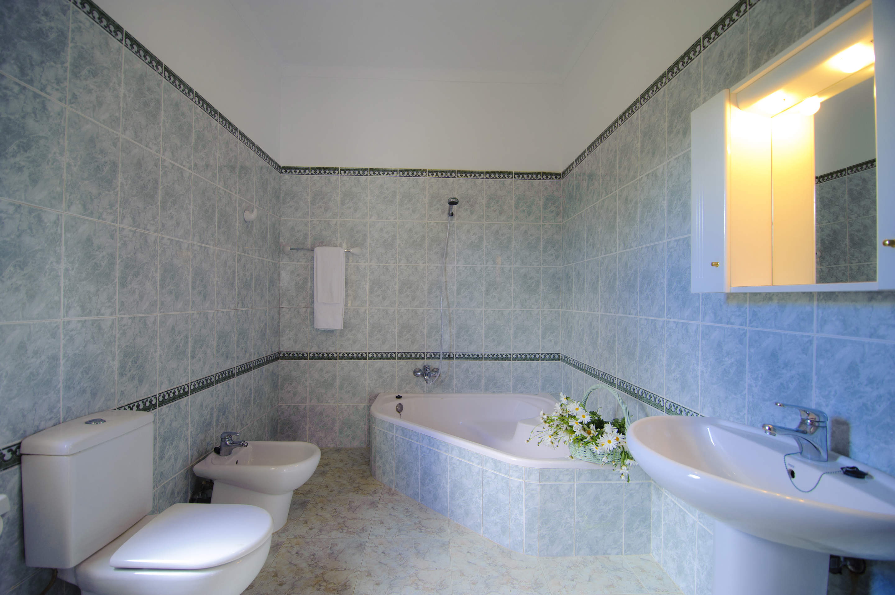 Pleta de sa Punta, 4 bedroom villa in Cala d'Or , Majorca