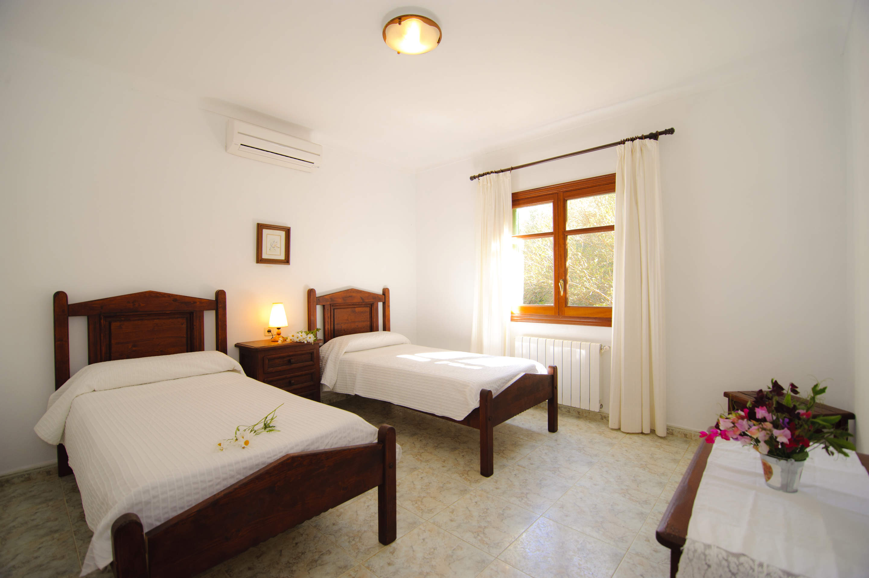 Pleta de sa Punta, 4 bedroom villa in Cala d'Or , Majorca