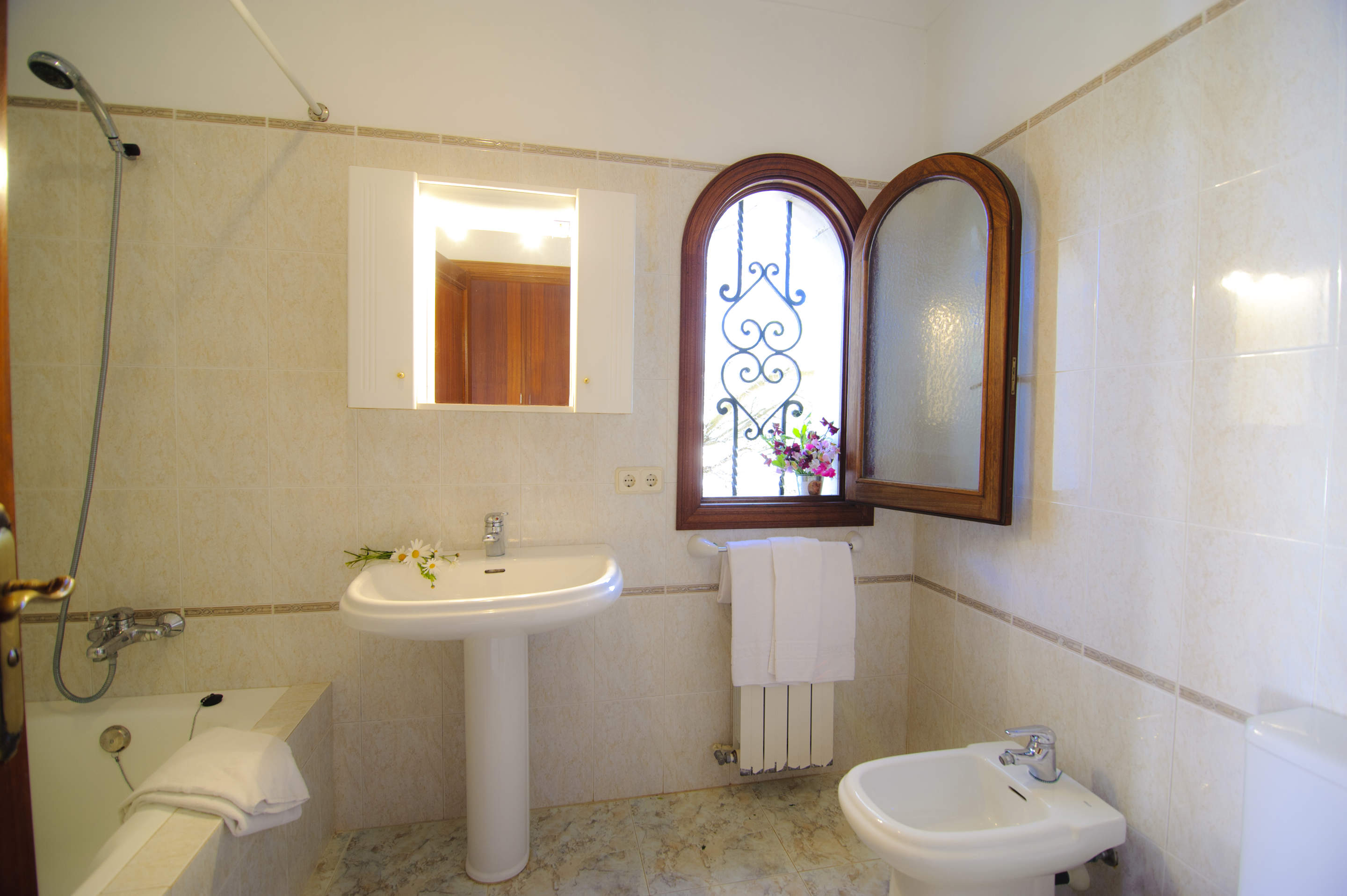 Pleta de sa Punta, 4 bedroom villa in Cala d'Or , Majorca