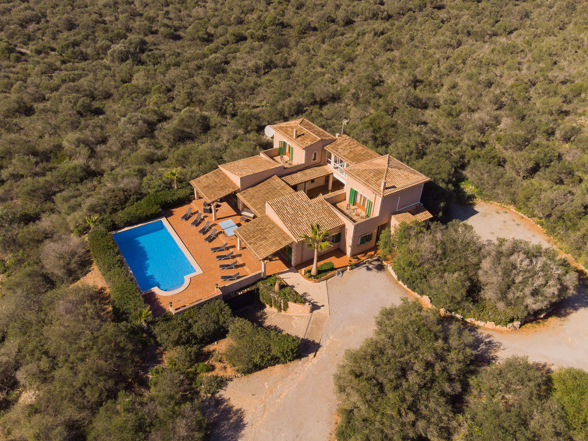 Pleta de sa Punta, 4 bedroom villa in Cala d'Or , Majorca