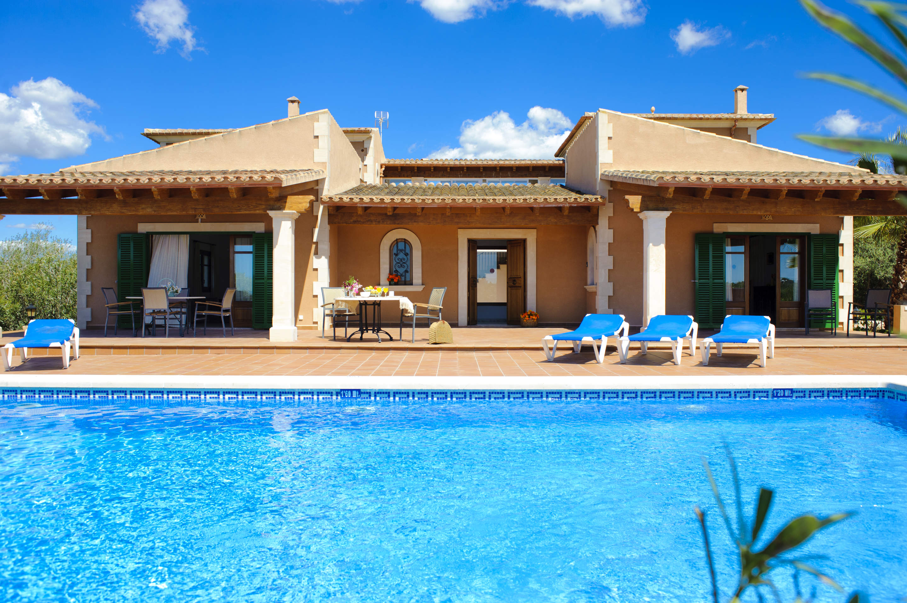 Pleta de sa Punta, 4 bedroom villa in Cala d'Or , Majorca