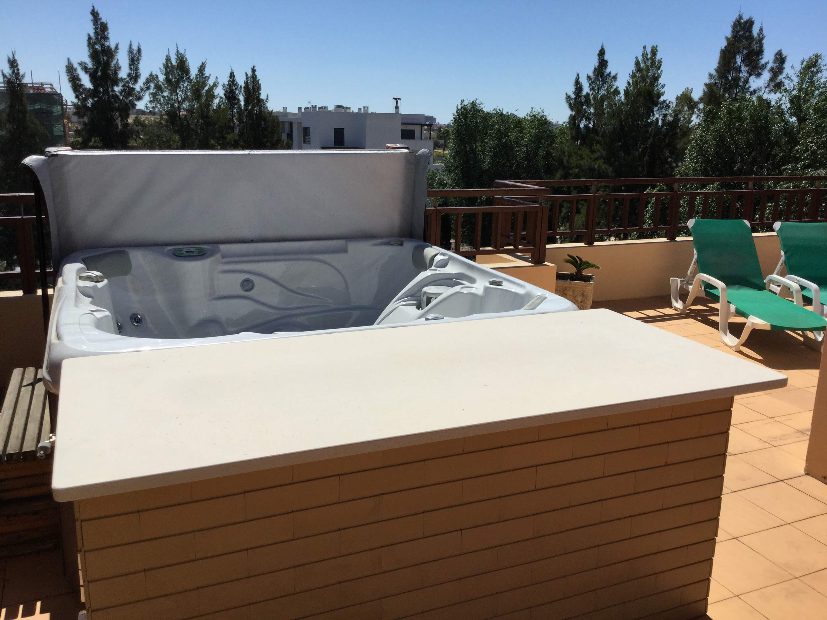 Apartment Rosmaninho, 2 bedroom apartment in Vilamoura Area, Algarve