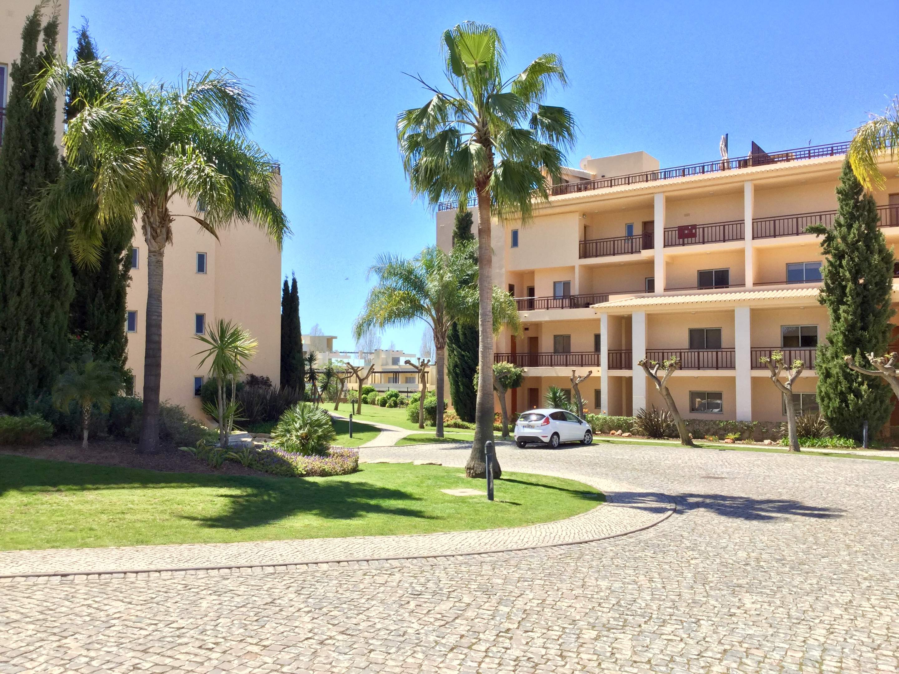 Apartment Rosmaninho, 2 bedroom apartment in Vilamoura Area, Algarve
