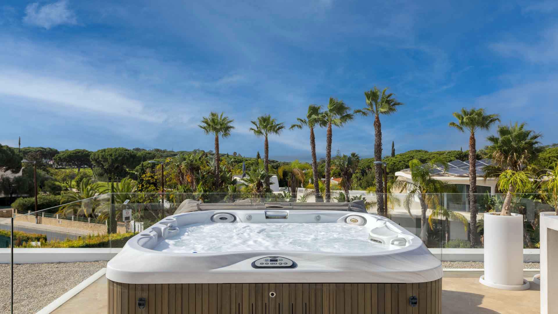 Villa Leanne, 4 bedroom villa in Vale do Lobo, Algarve