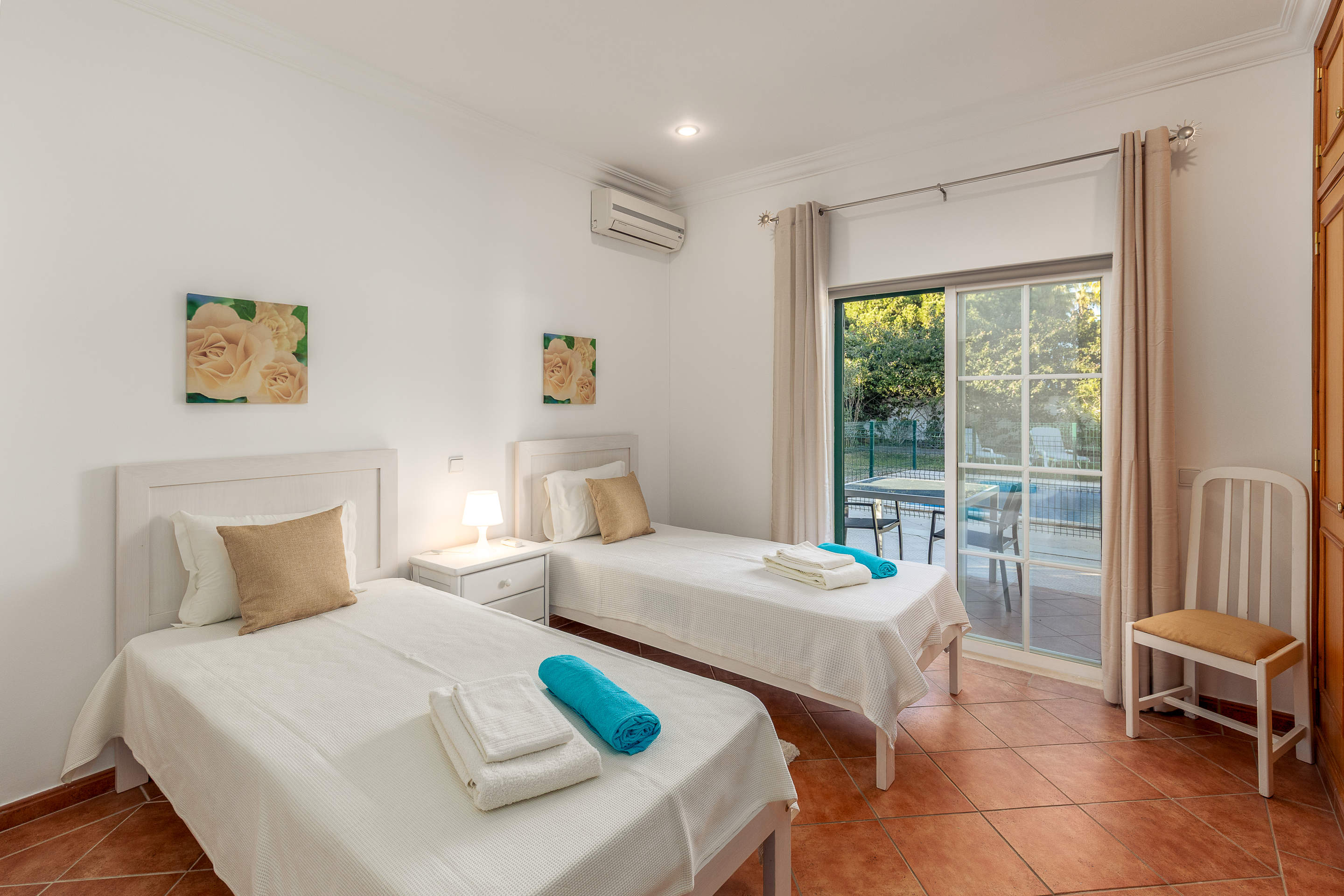 Casa Gondrigo, 4 bedroom villa in Quinta do Lago, Algarve